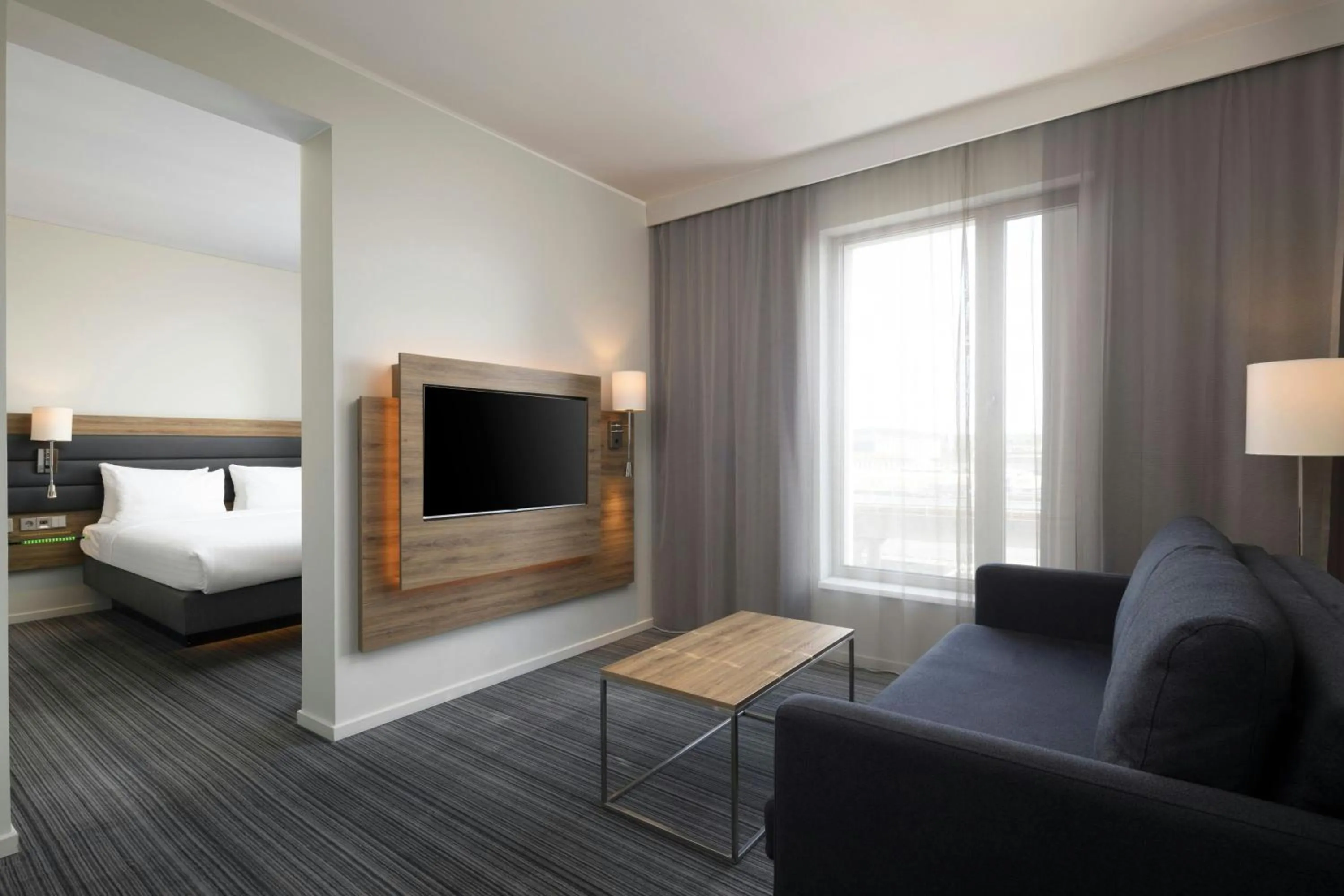 Lounge or bar, Bed in Moxy London Excel