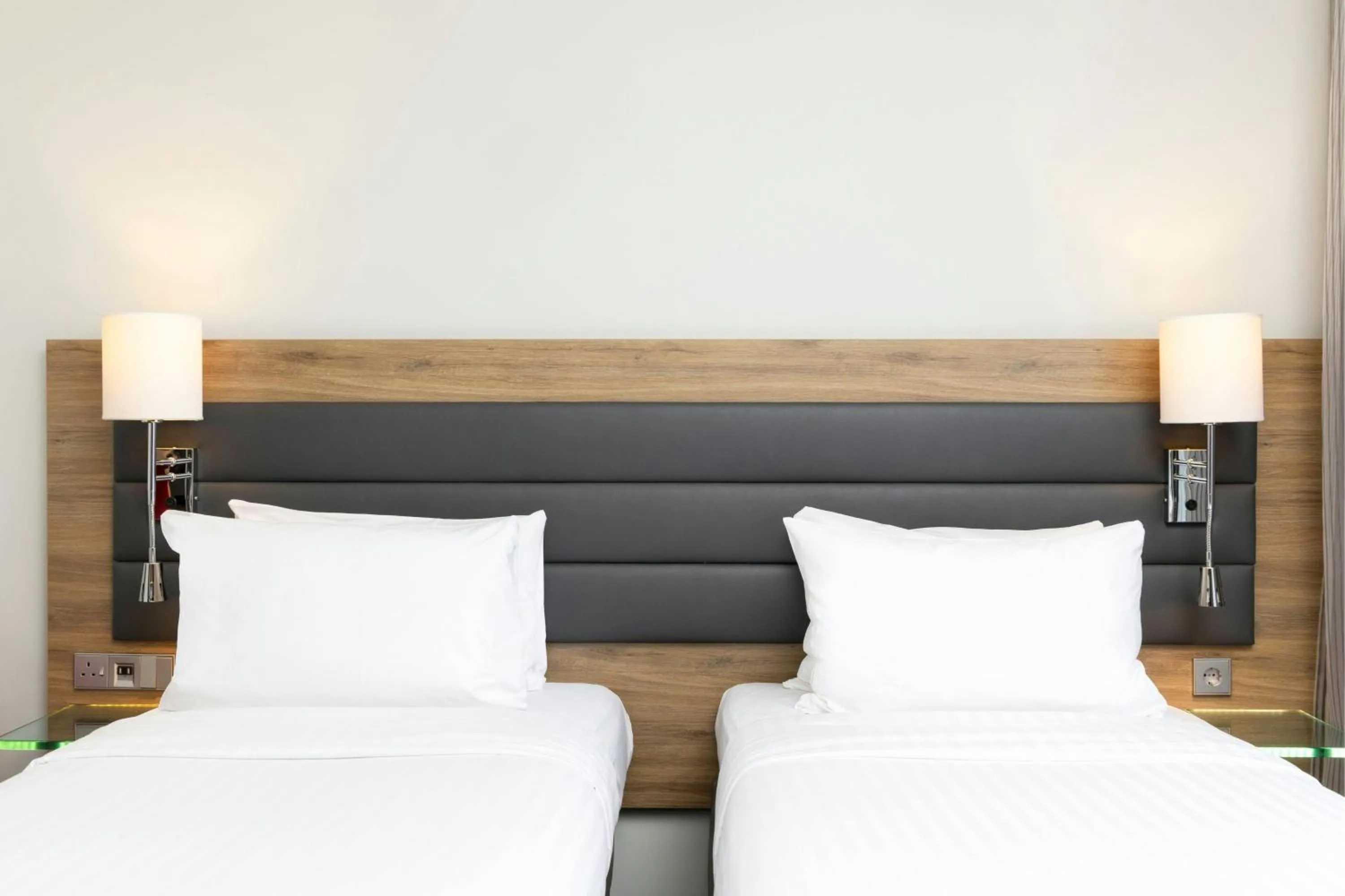 Photo of the whole room, Bed in Moxy London Excel