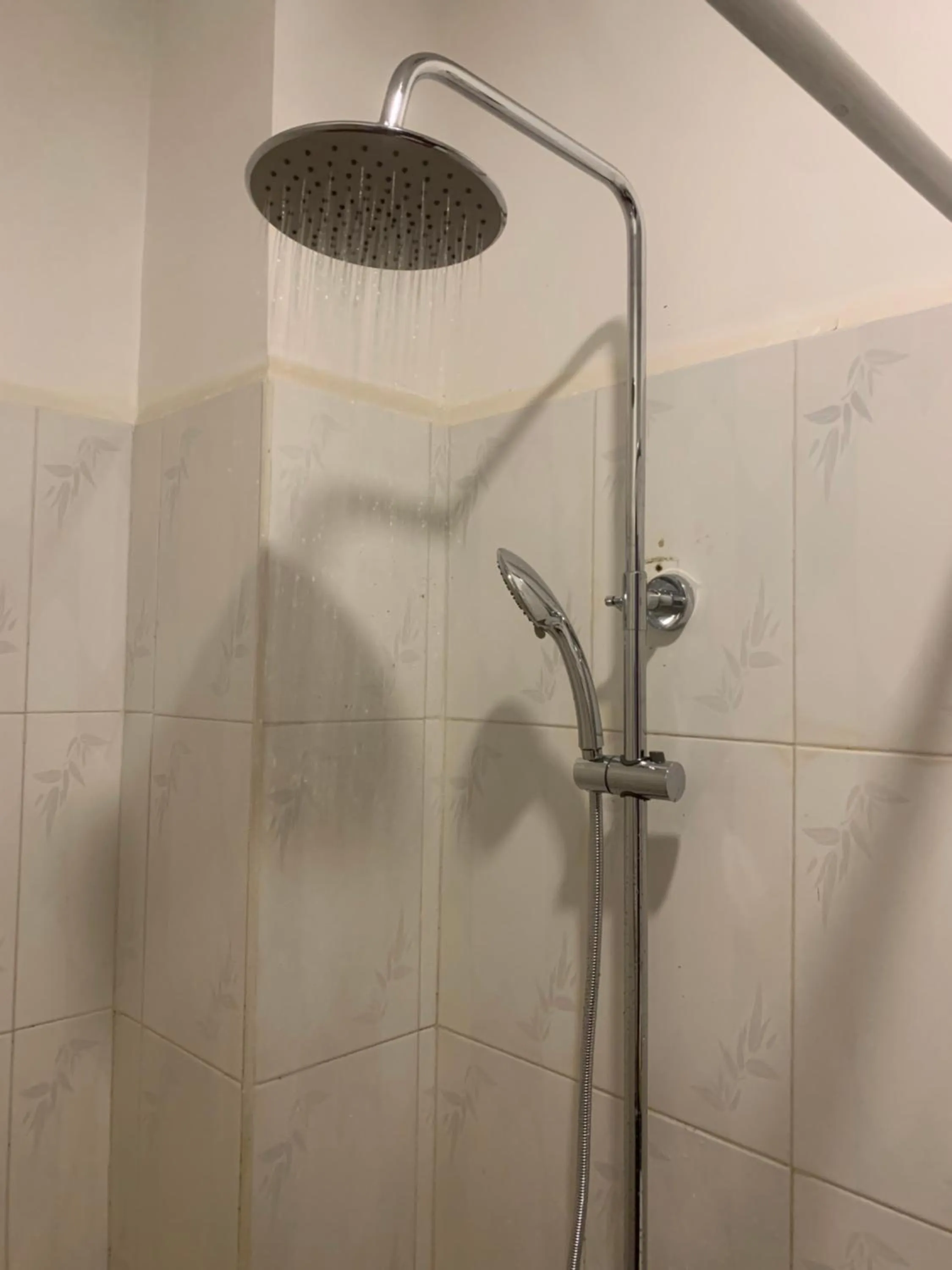 Shower in The One by Nika