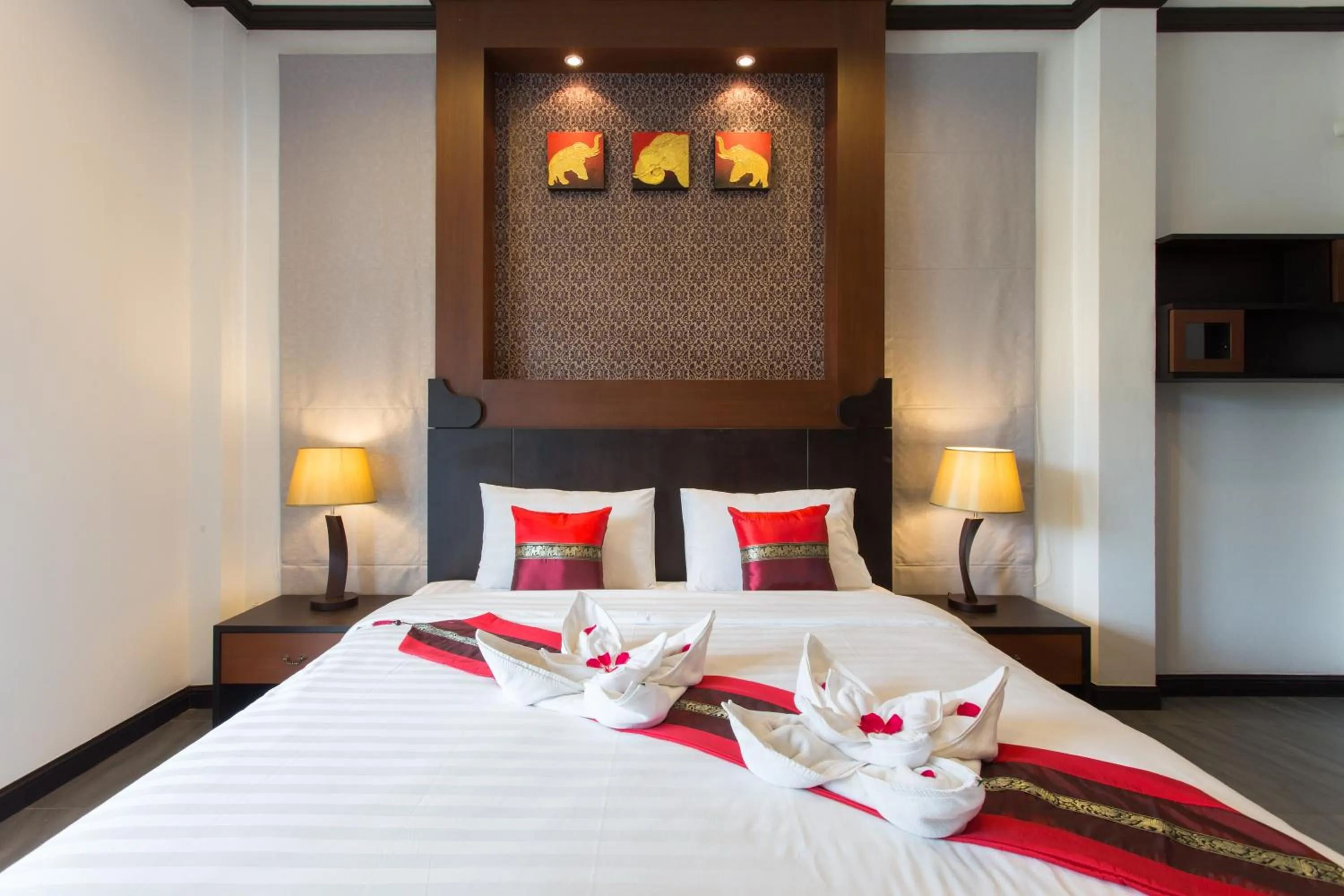 Bed in The Best Ao Nang Villas