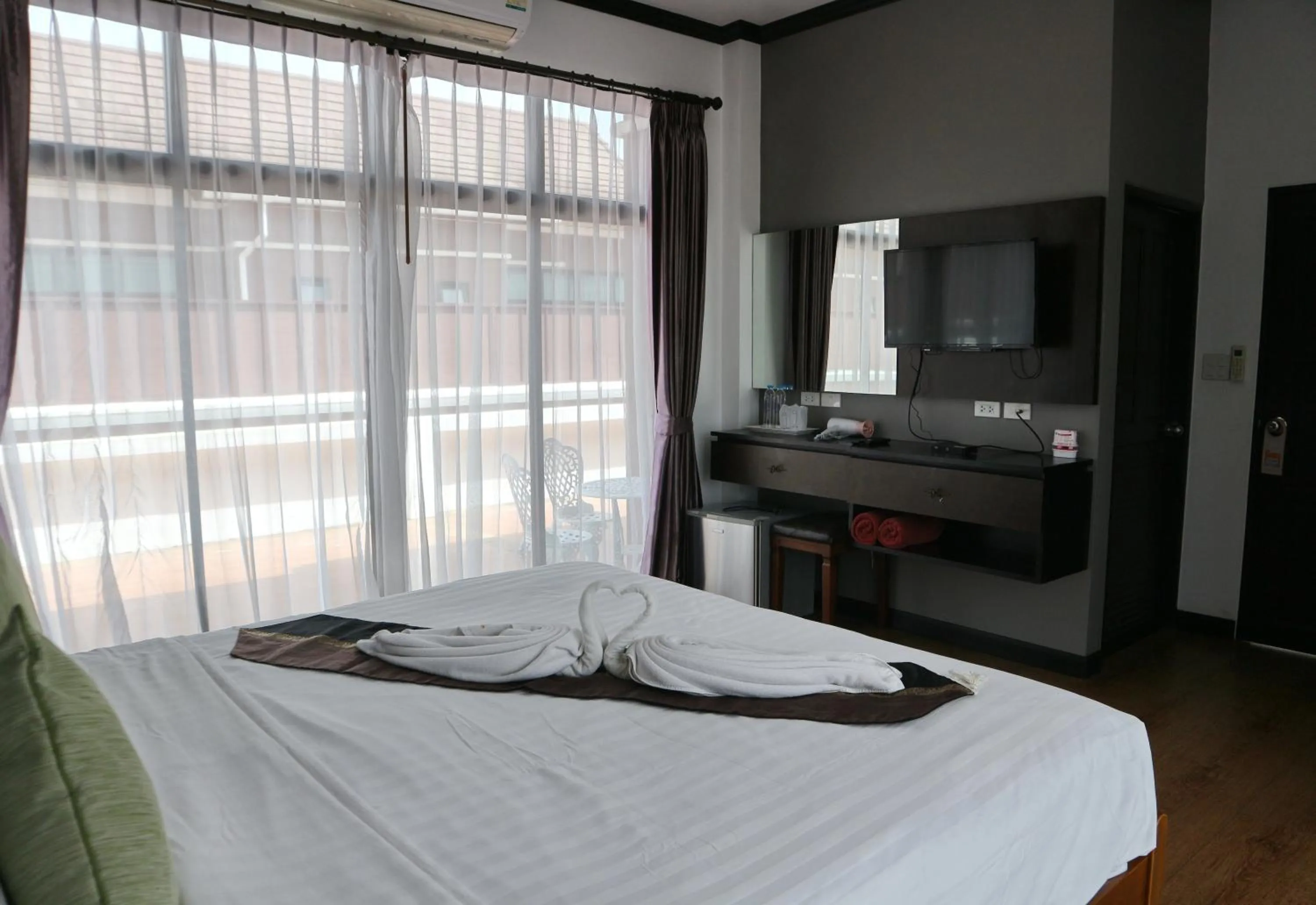 Bed in The Best Ao Nang Villas