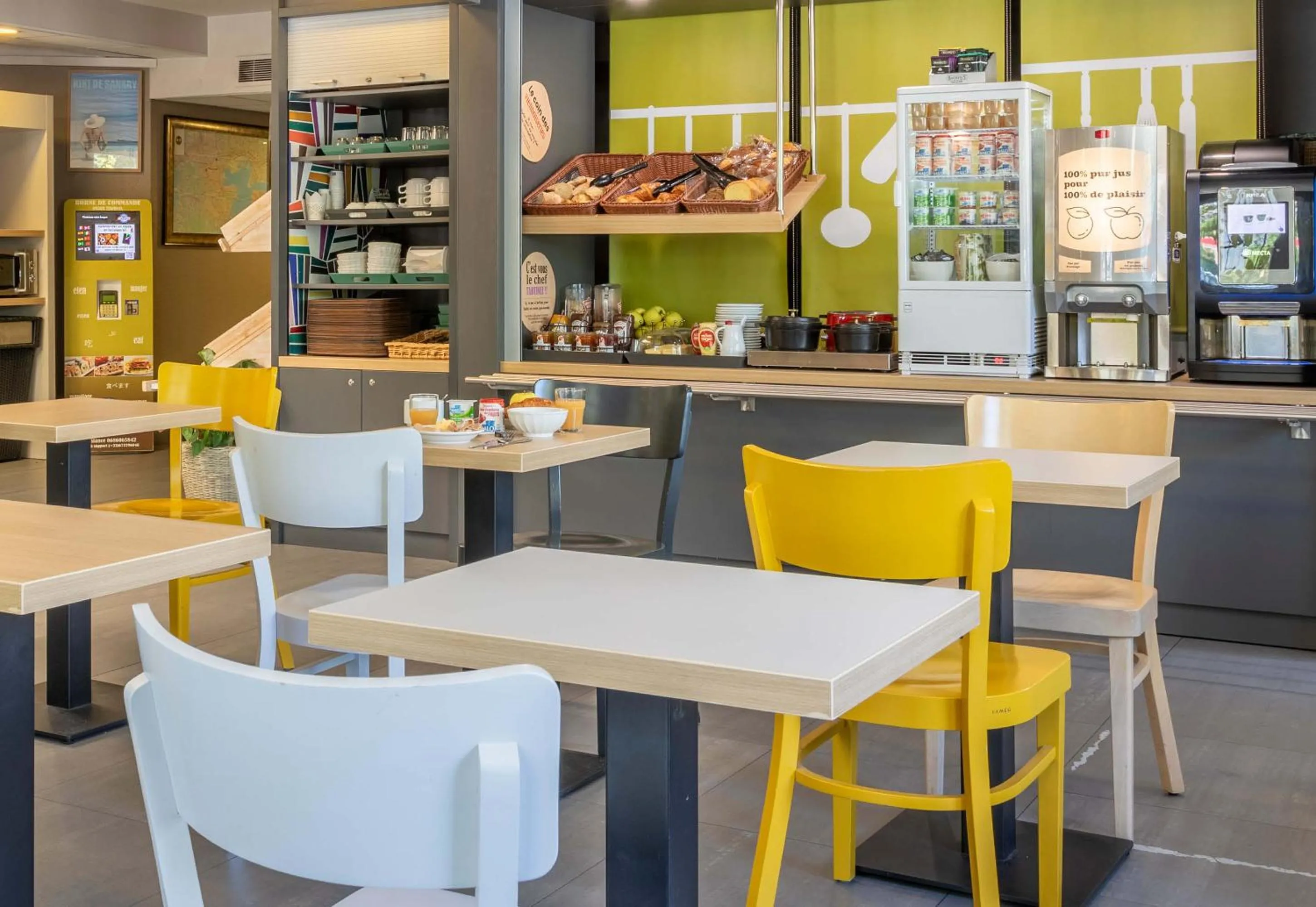 Breakfast in B&B HOTEL Toulon Ollioules