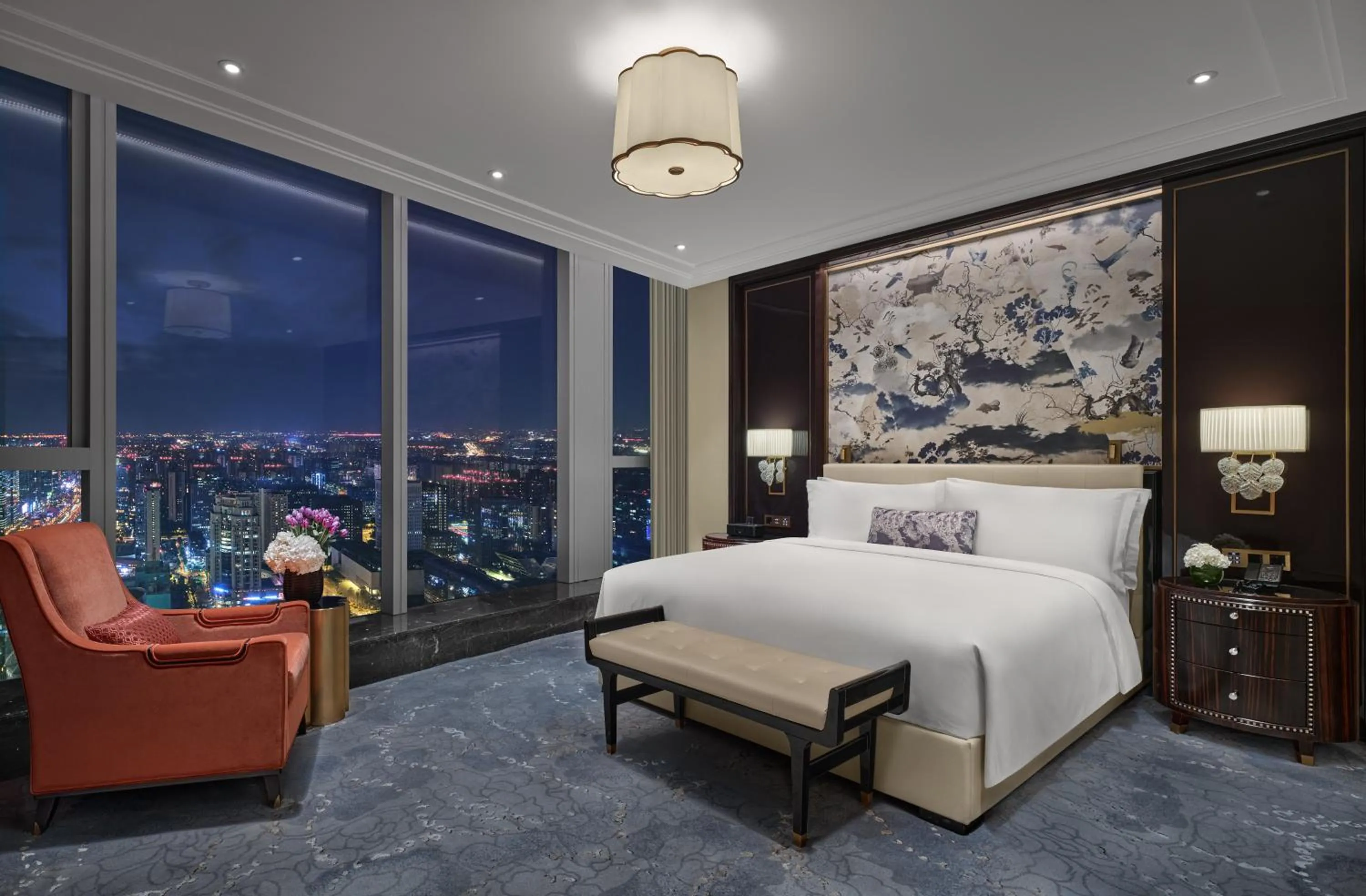 Photo of the whole room, Bed in Waldorf Astoria Chengdu