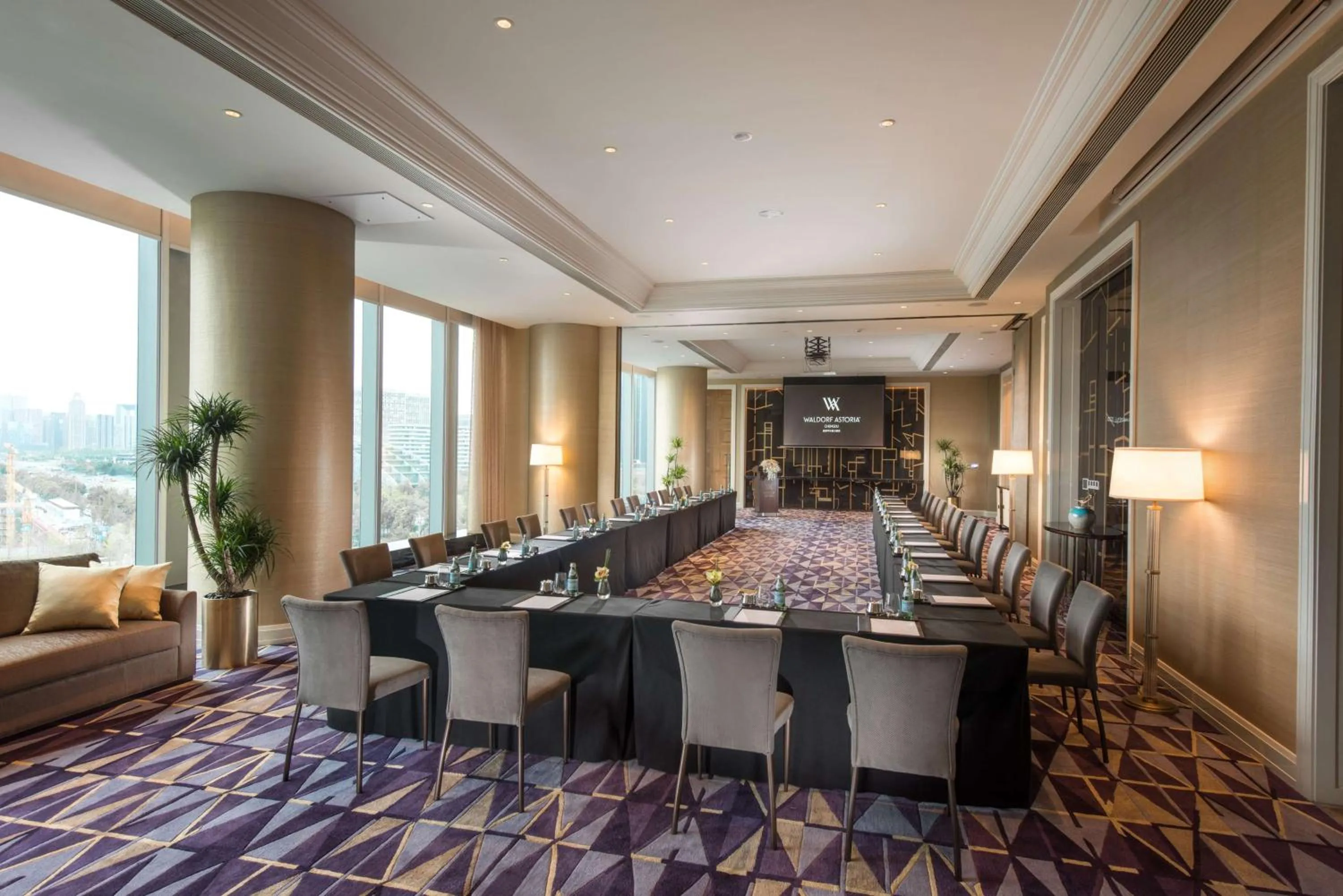 Meeting/conference room in Waldorf Astoria Chengdu
