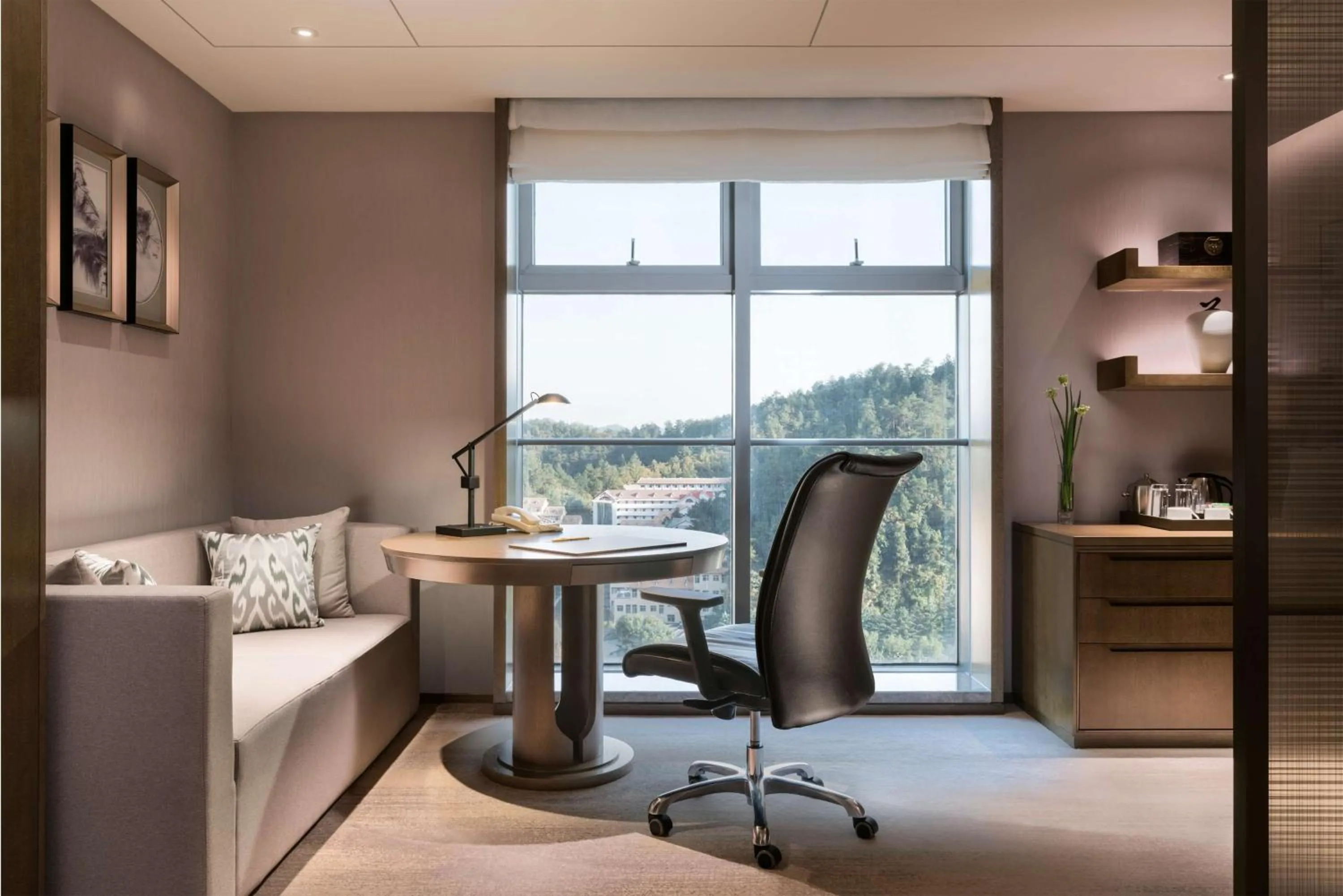 Bed in DoubleTree by Hilton Hotel Shiyan