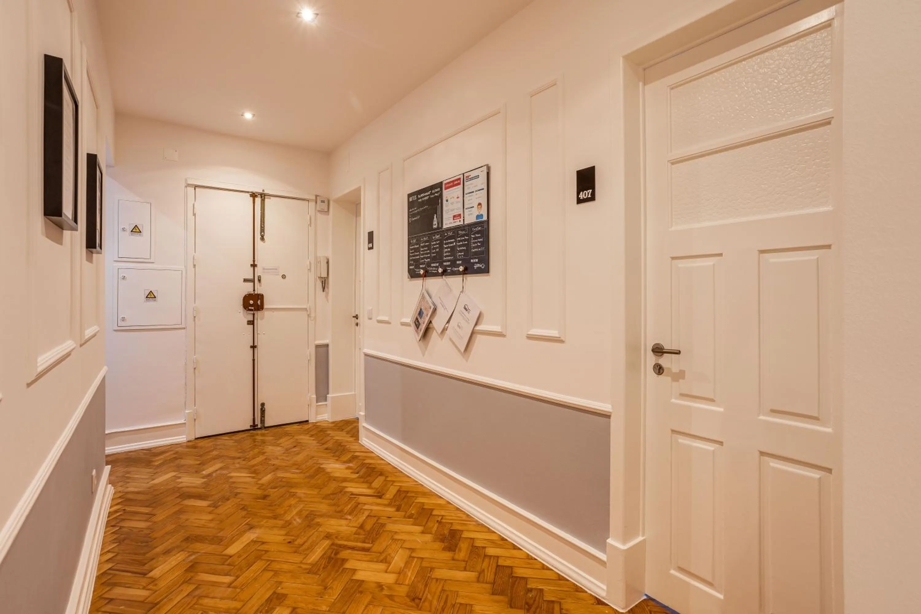 Decorative detail in Home Out Rooms & Apartments