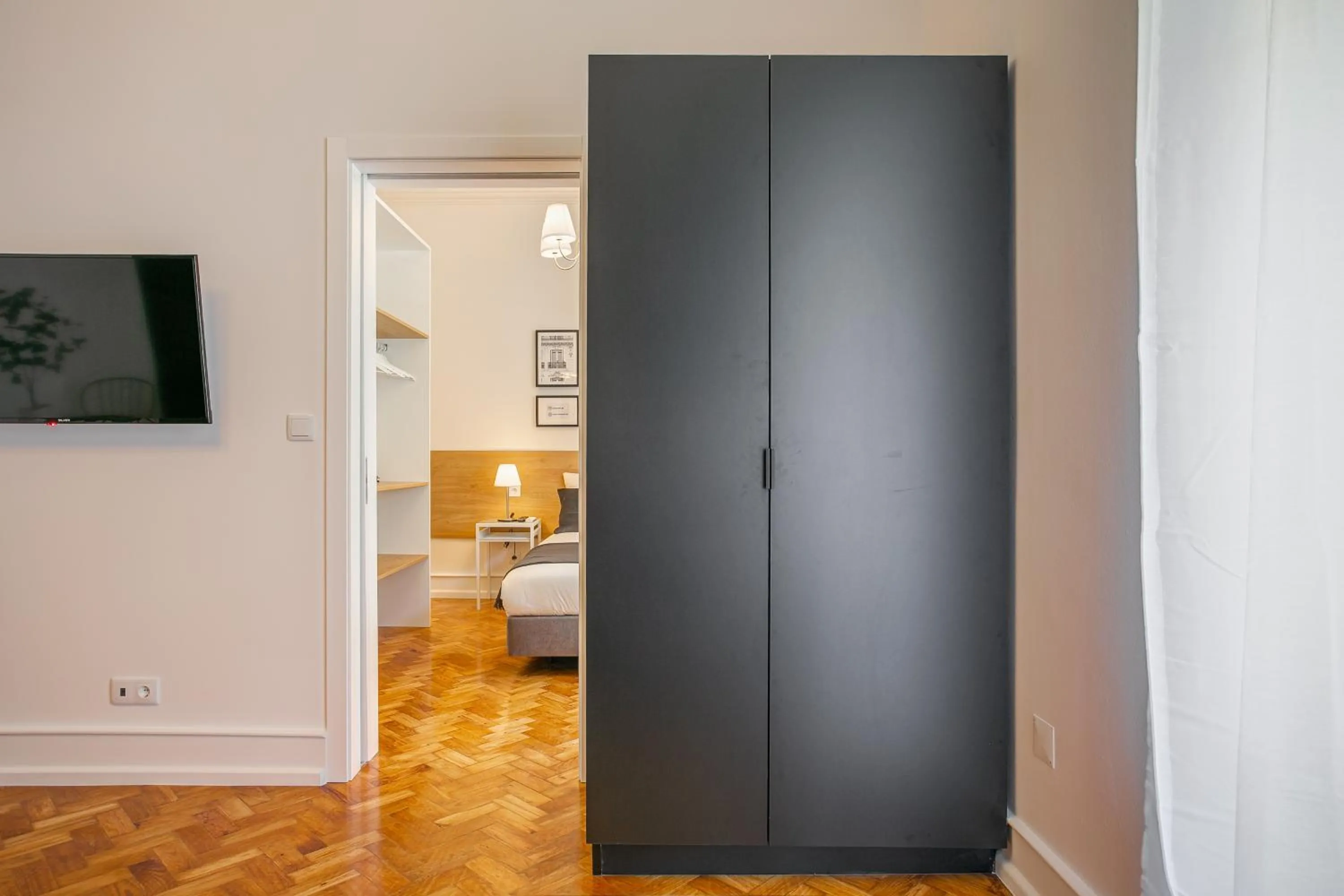 Photo of the whole room, Bed in Home Out Rooms & Apartments