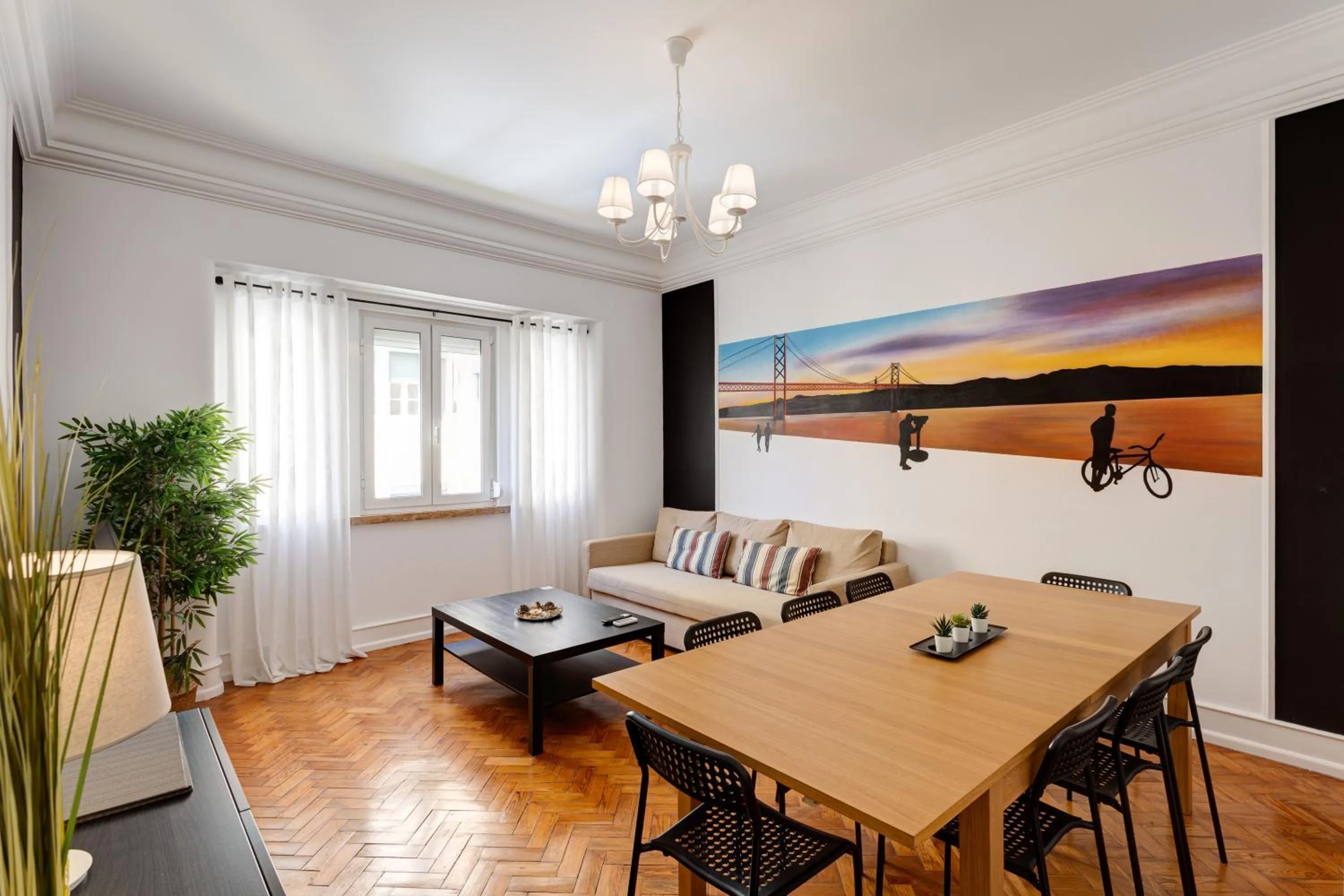 Living room in Home Out Rooms & Apartments