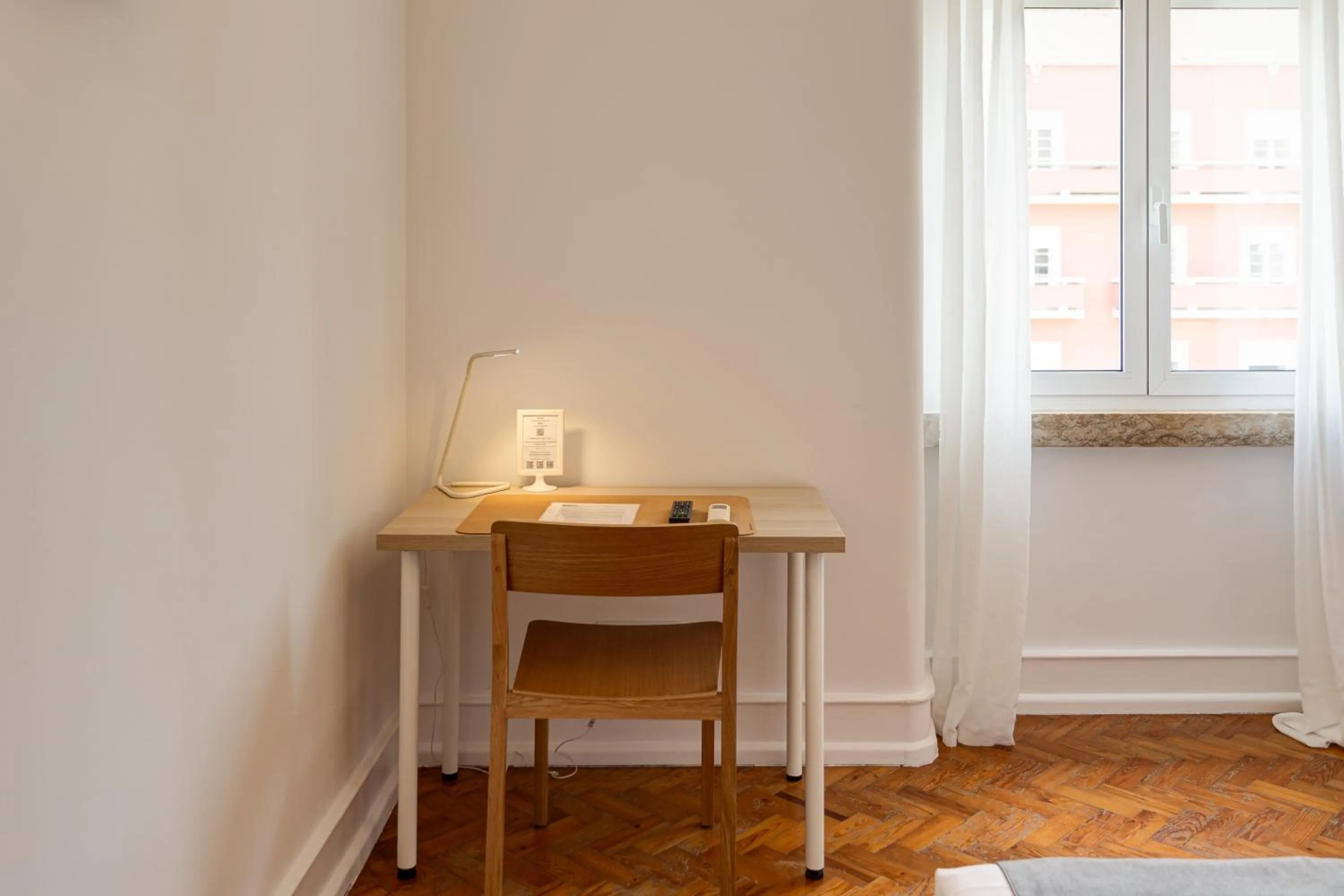 internet in Home Out Rooms & Apartments