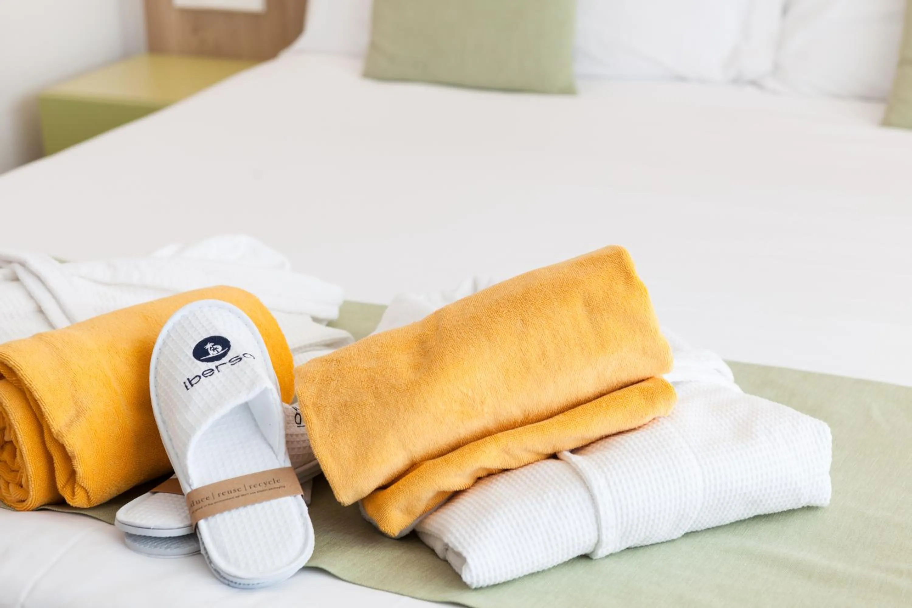 towels, Bed in Ibersol Siurell
