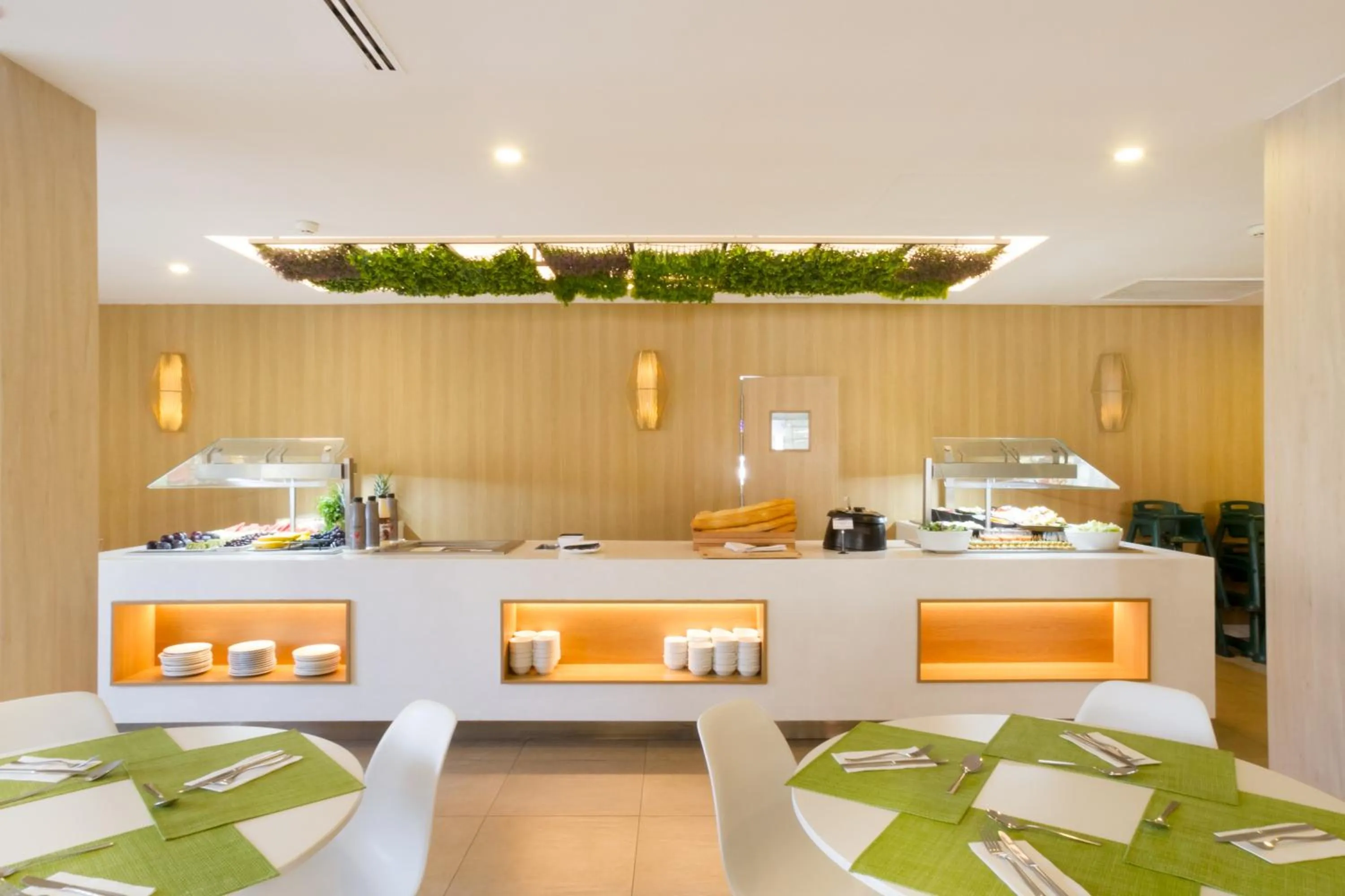 Restaurant/places to eat in Ibersol Siurell