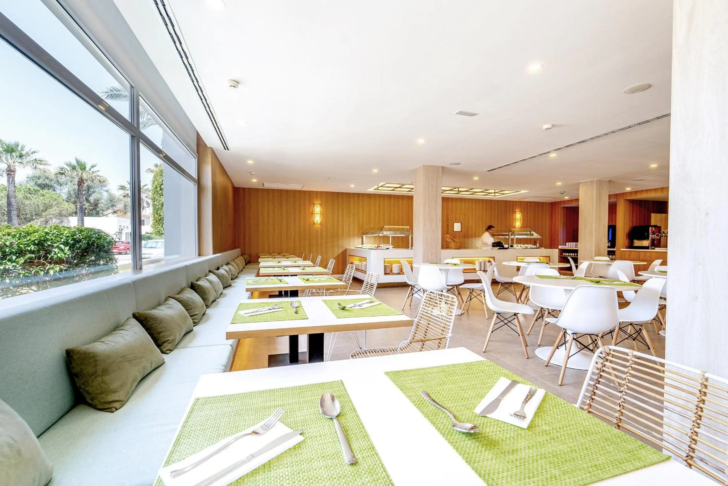 Restaurant/places to eat in Ibersol Siurell