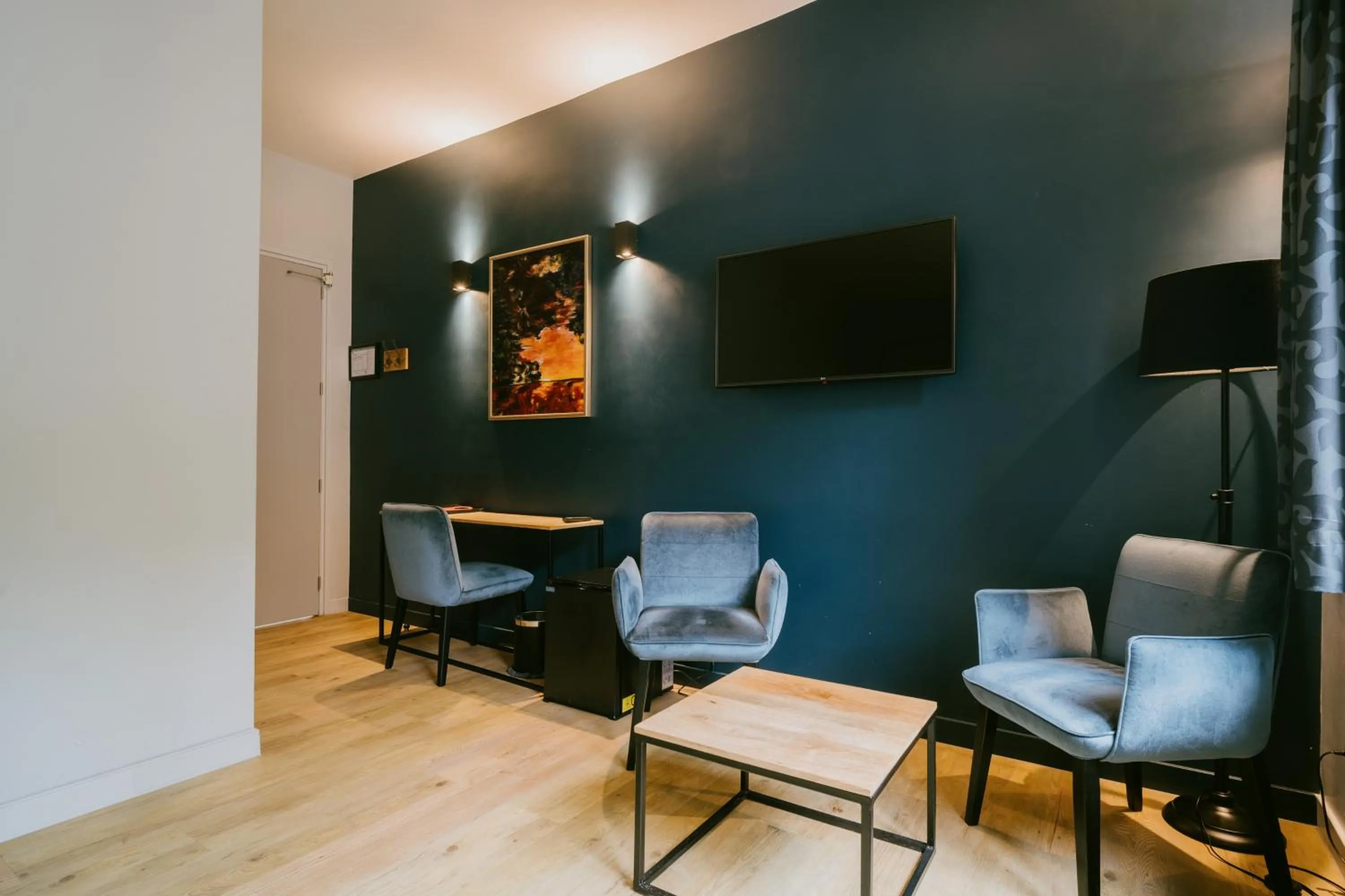 Seating area in Hotel L'eau Vive