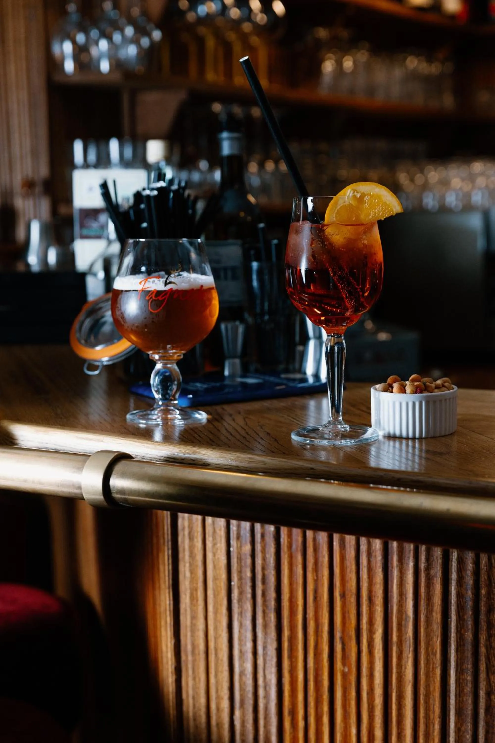 Lounge or bar in Hotel L'eau Vive