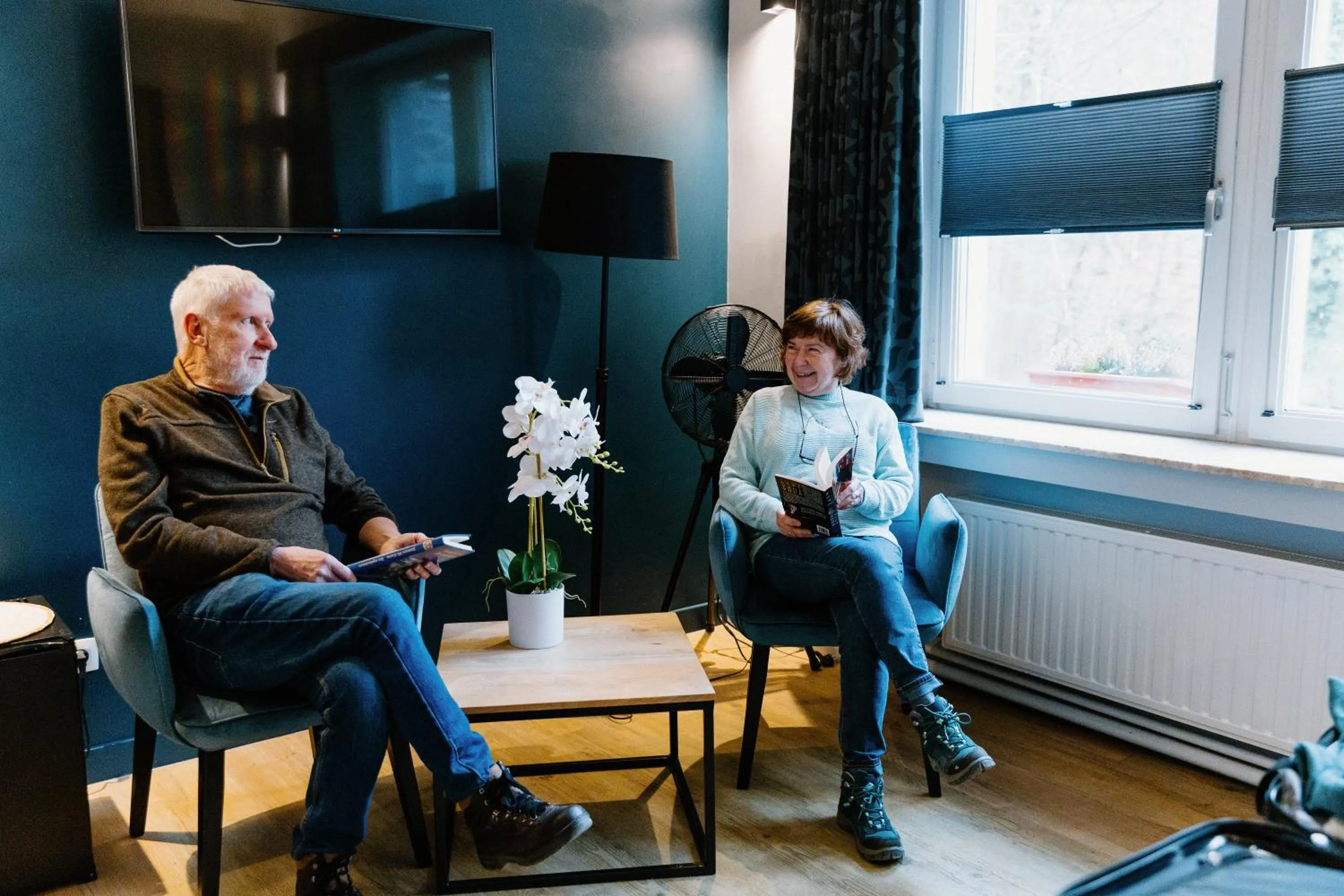 People in Hotel L'eau Vive