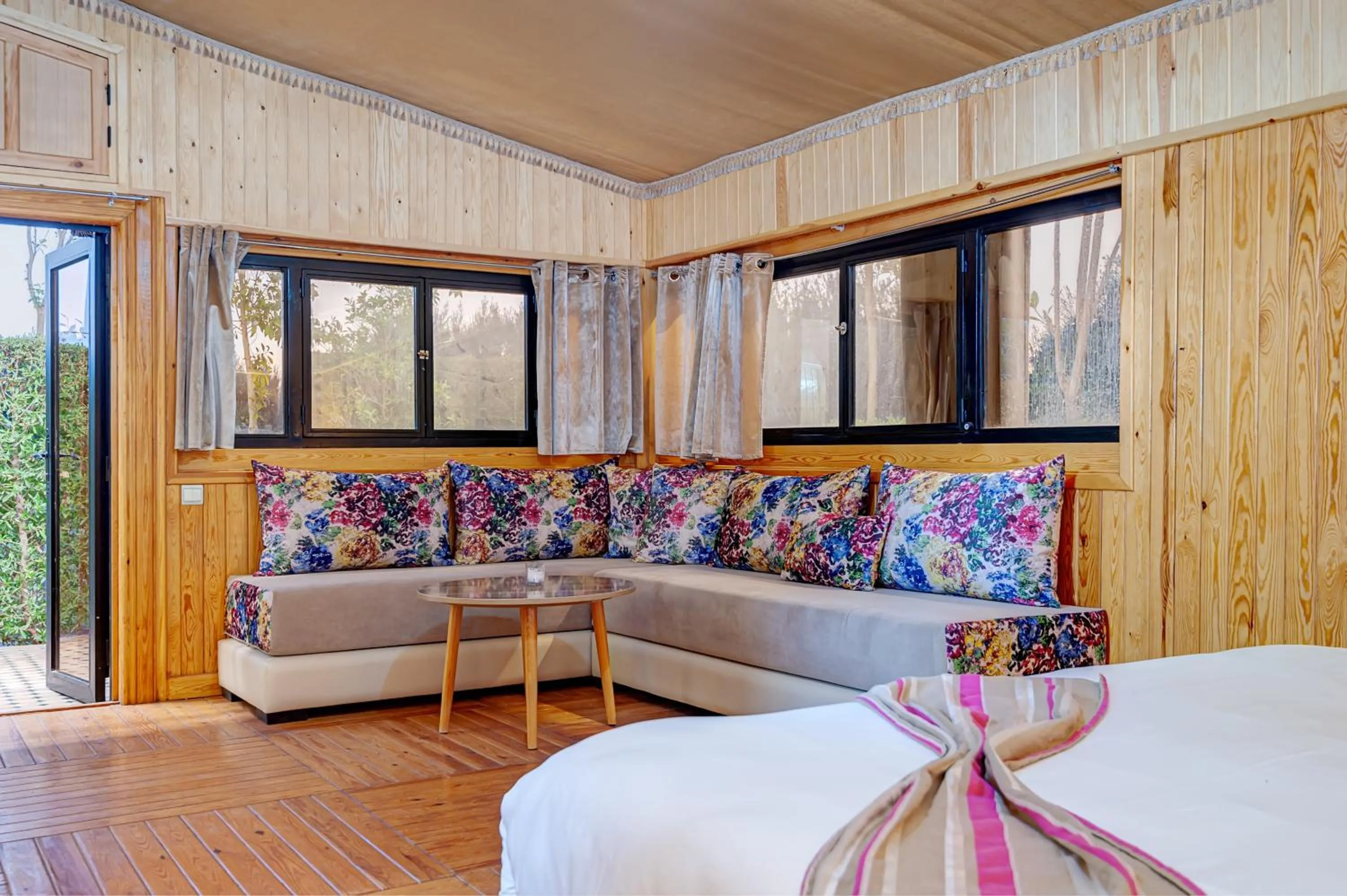 Seating area, Bed in Ferme Sidi Safou & Spa