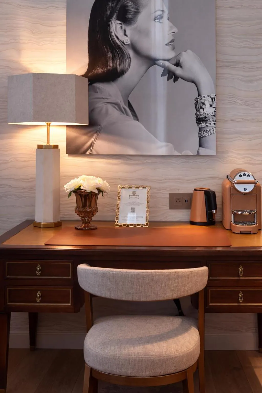 Decorative detail in Hotel Van Cleef