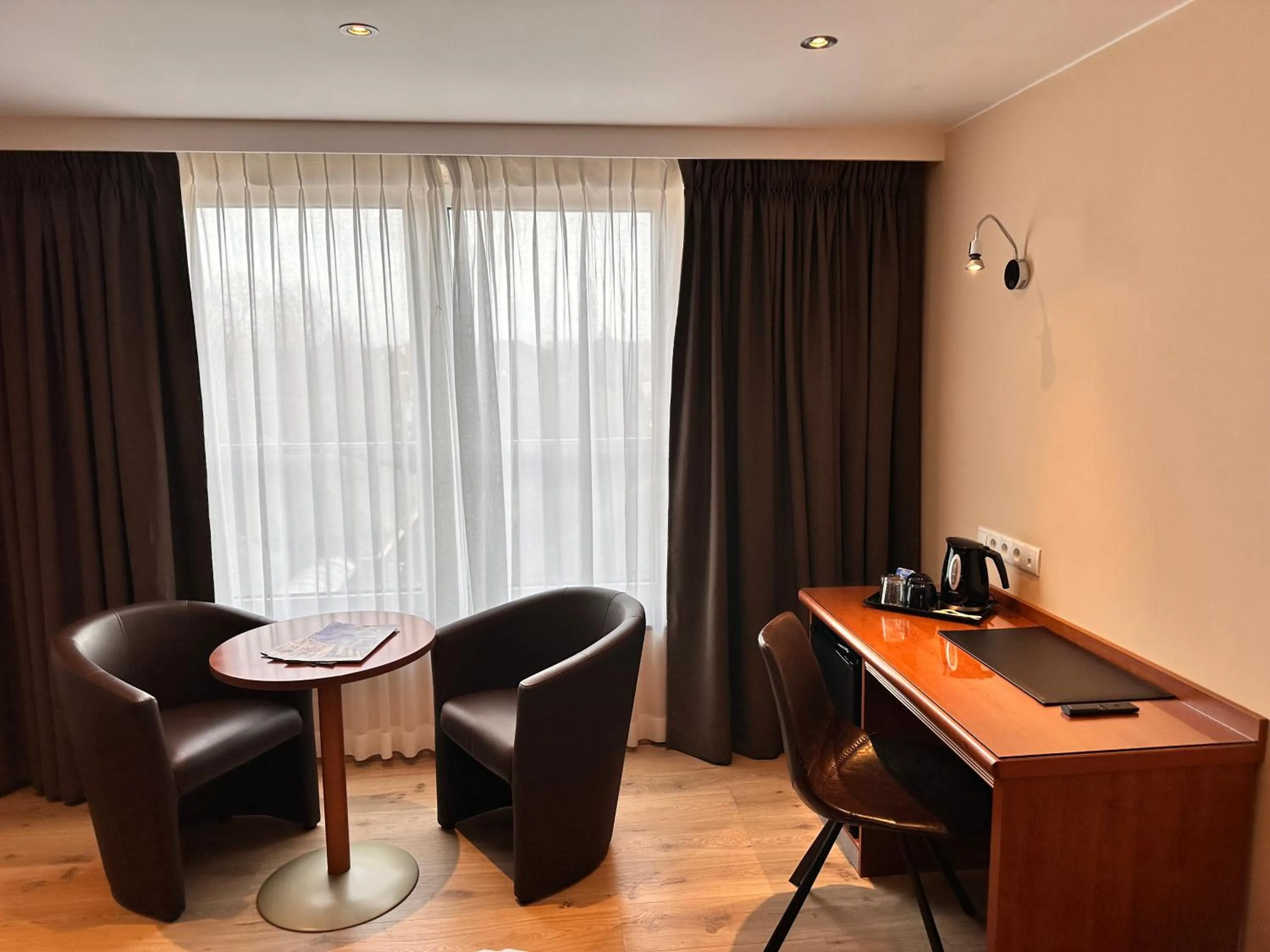 Seating area in Hotel Melba