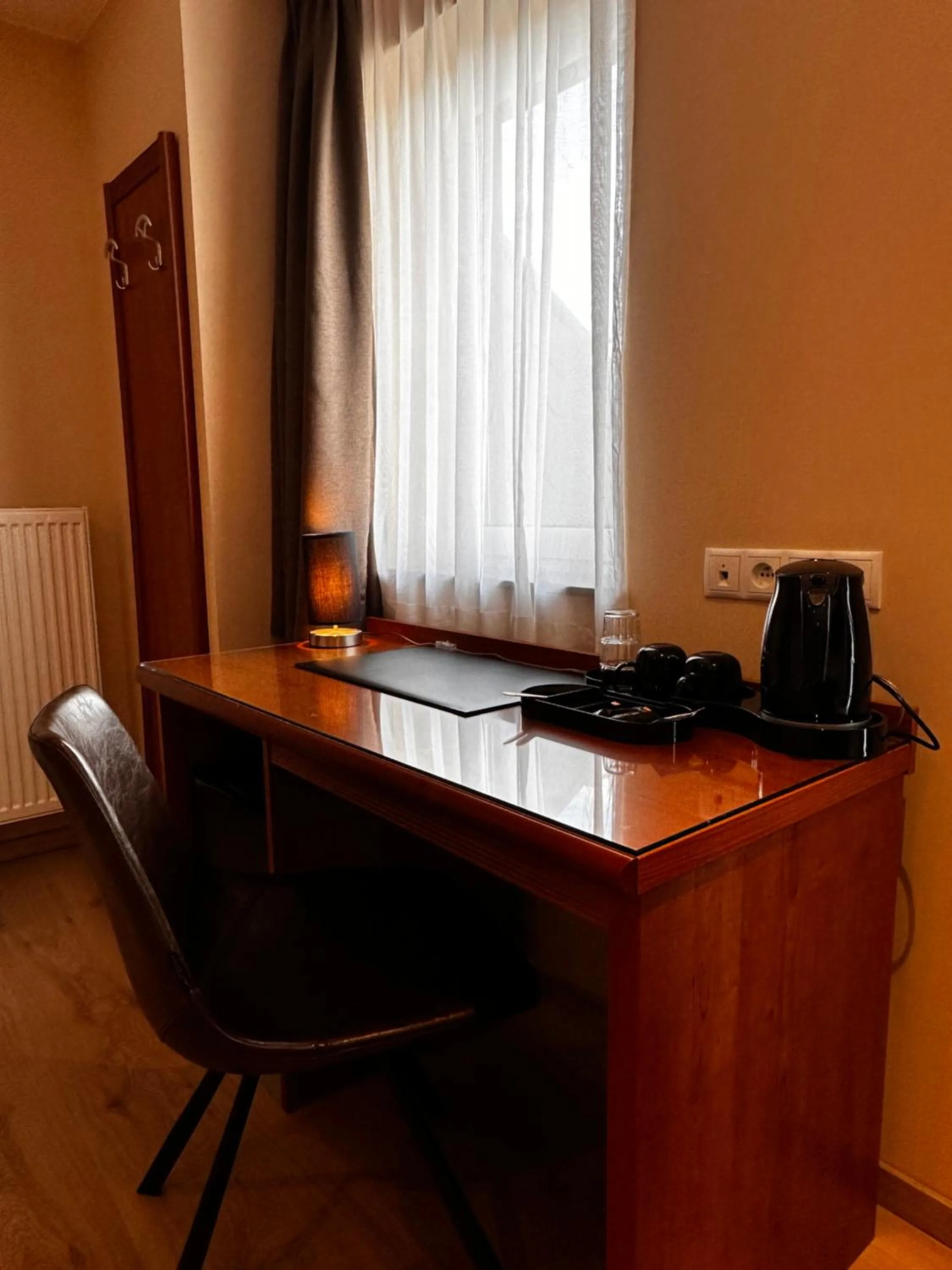 Coffee/tea facilities in Hotel Melba