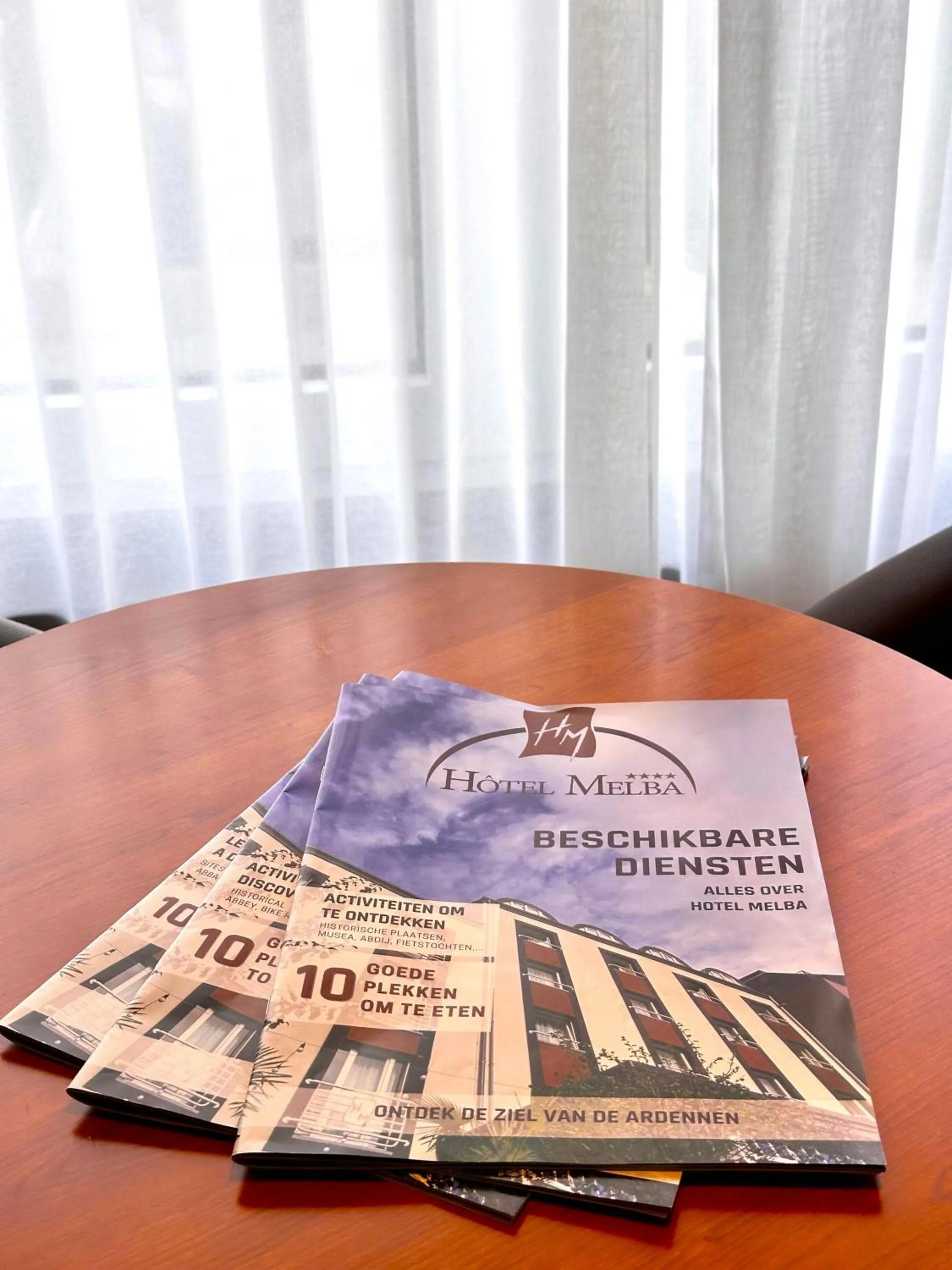 Seating area in Hotel Melba