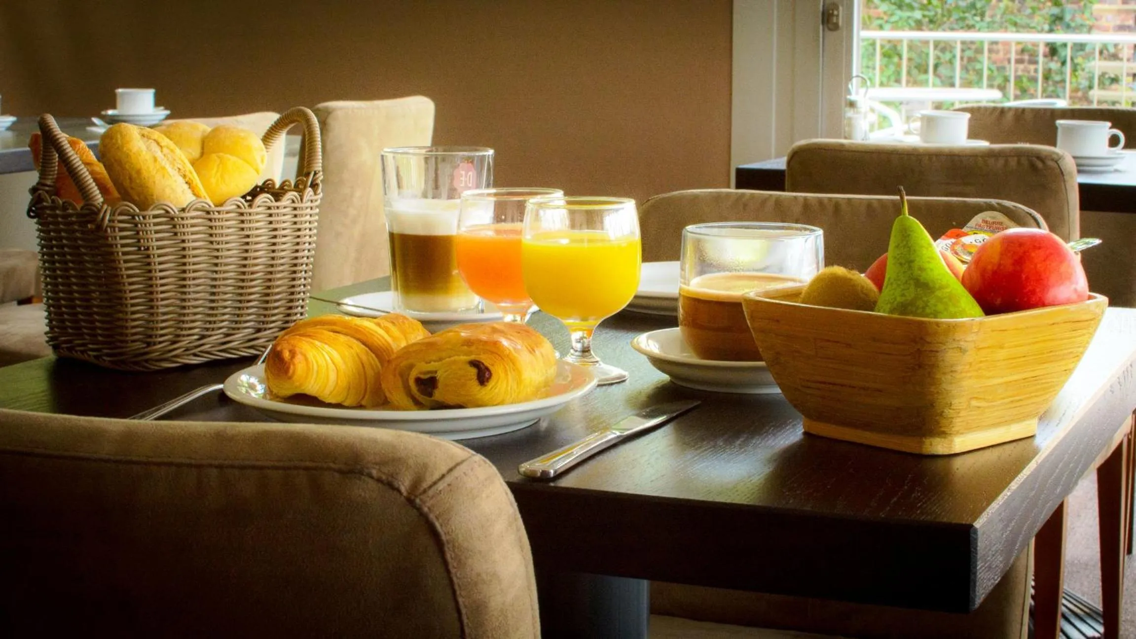 Continental breakfast in Hotel Sirius
