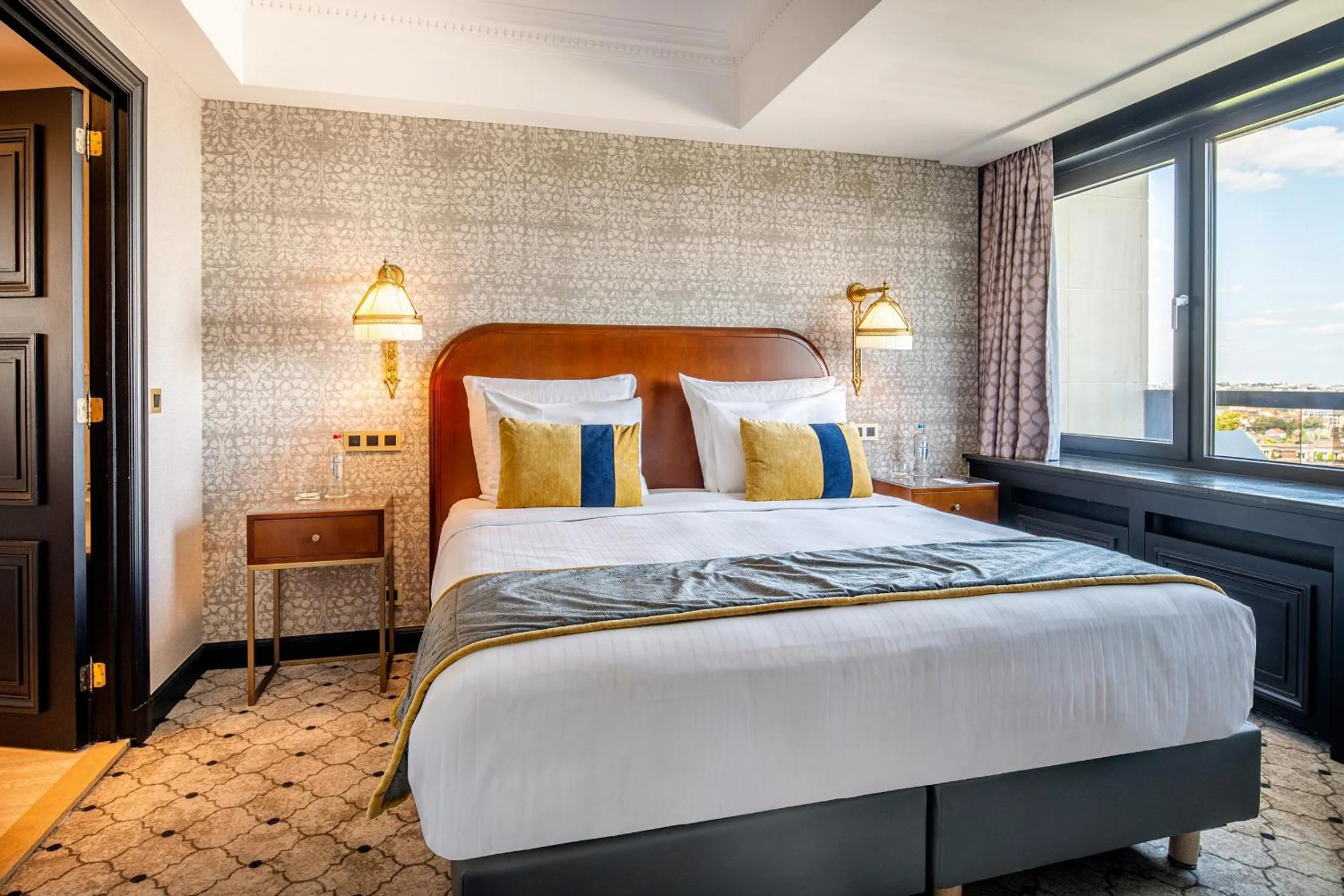 Bed in Hotel Barsey by Warwick