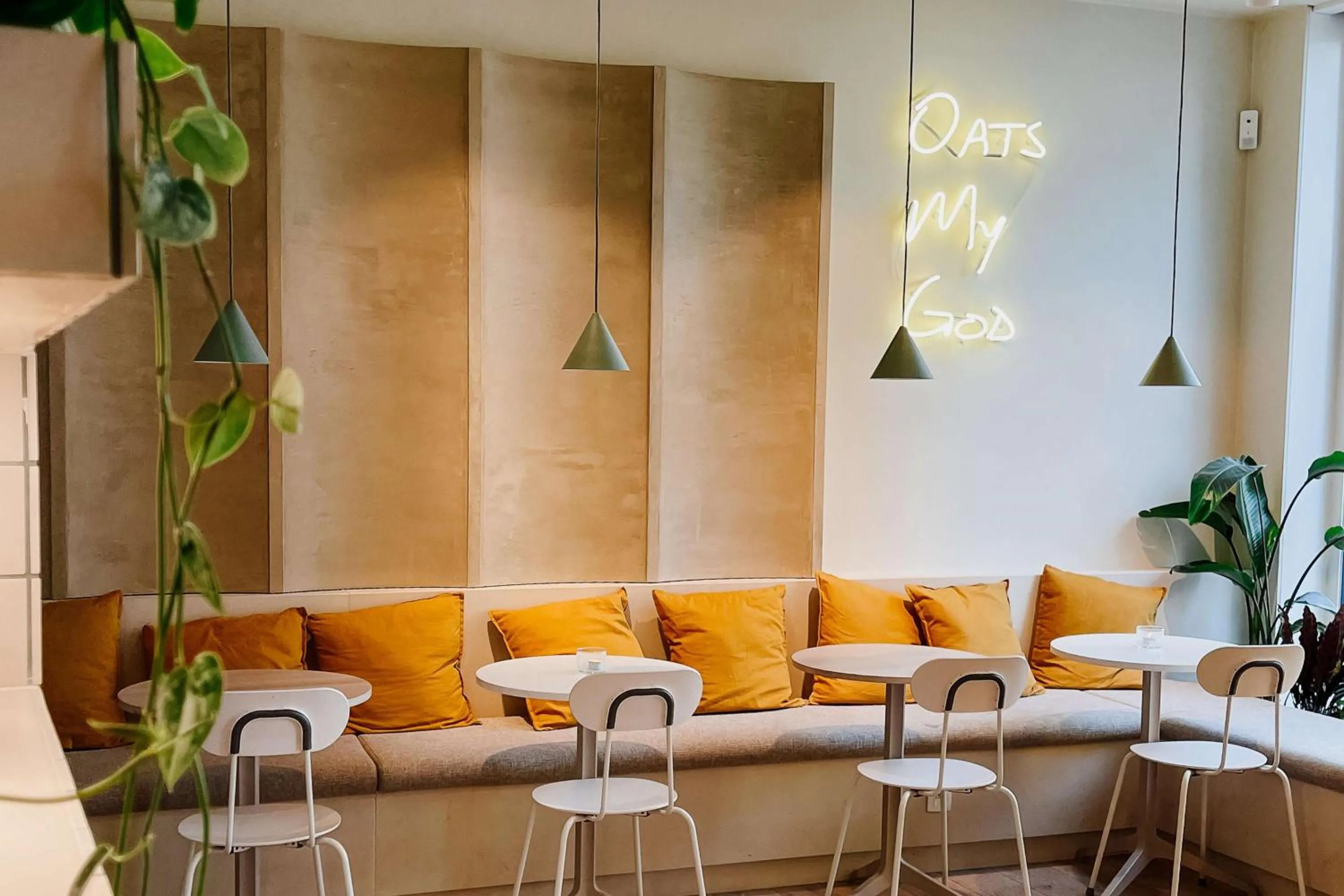 Restaurant/places to eat in Hilton Brussels Grand Place