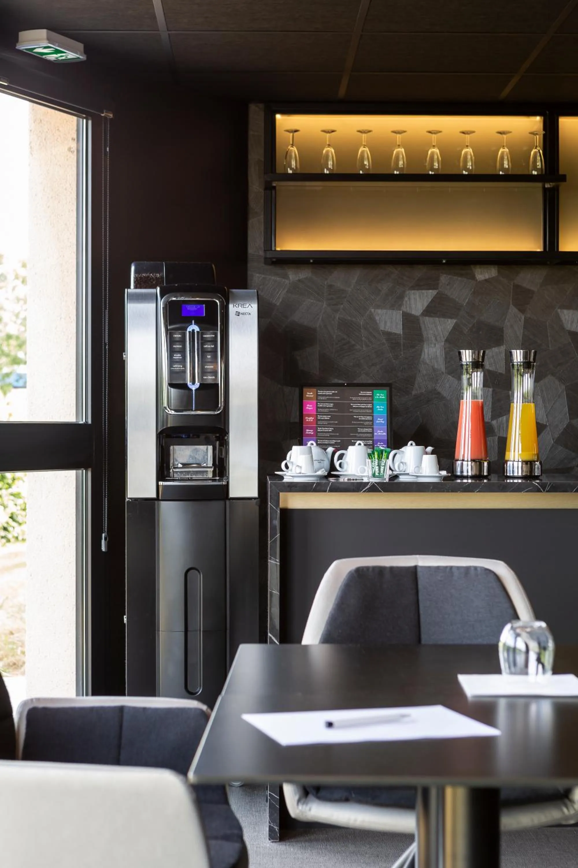 Restaurant/places to eat in Hotel L'Ortega - Rennes St Jacques Aéroport