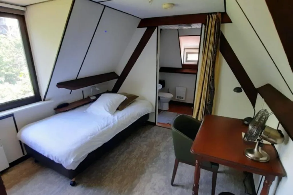 Bed in Hotel Kasteelhof 'T Hooghe