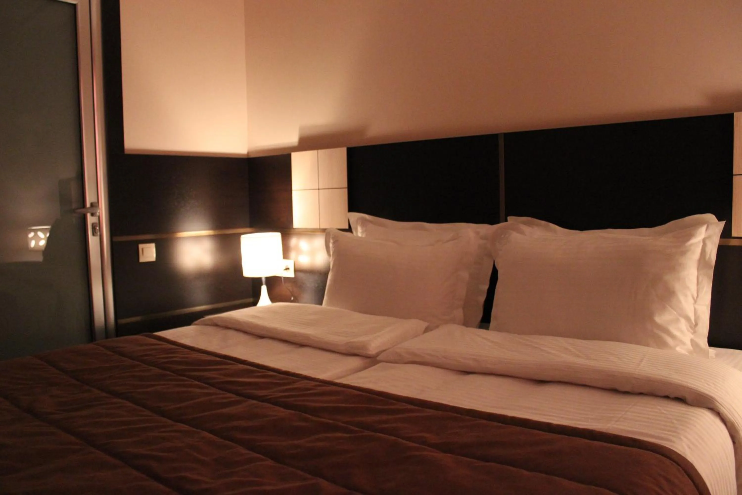 Bedroom, Bed in Hotel Lilia Yerevan