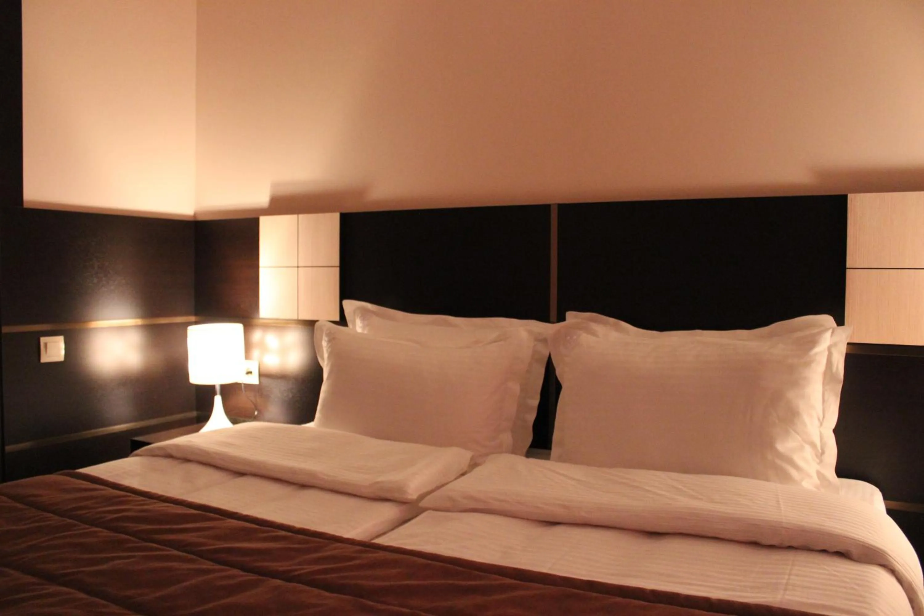 Bedroom, Bed in Hotel Lilia Yerevan