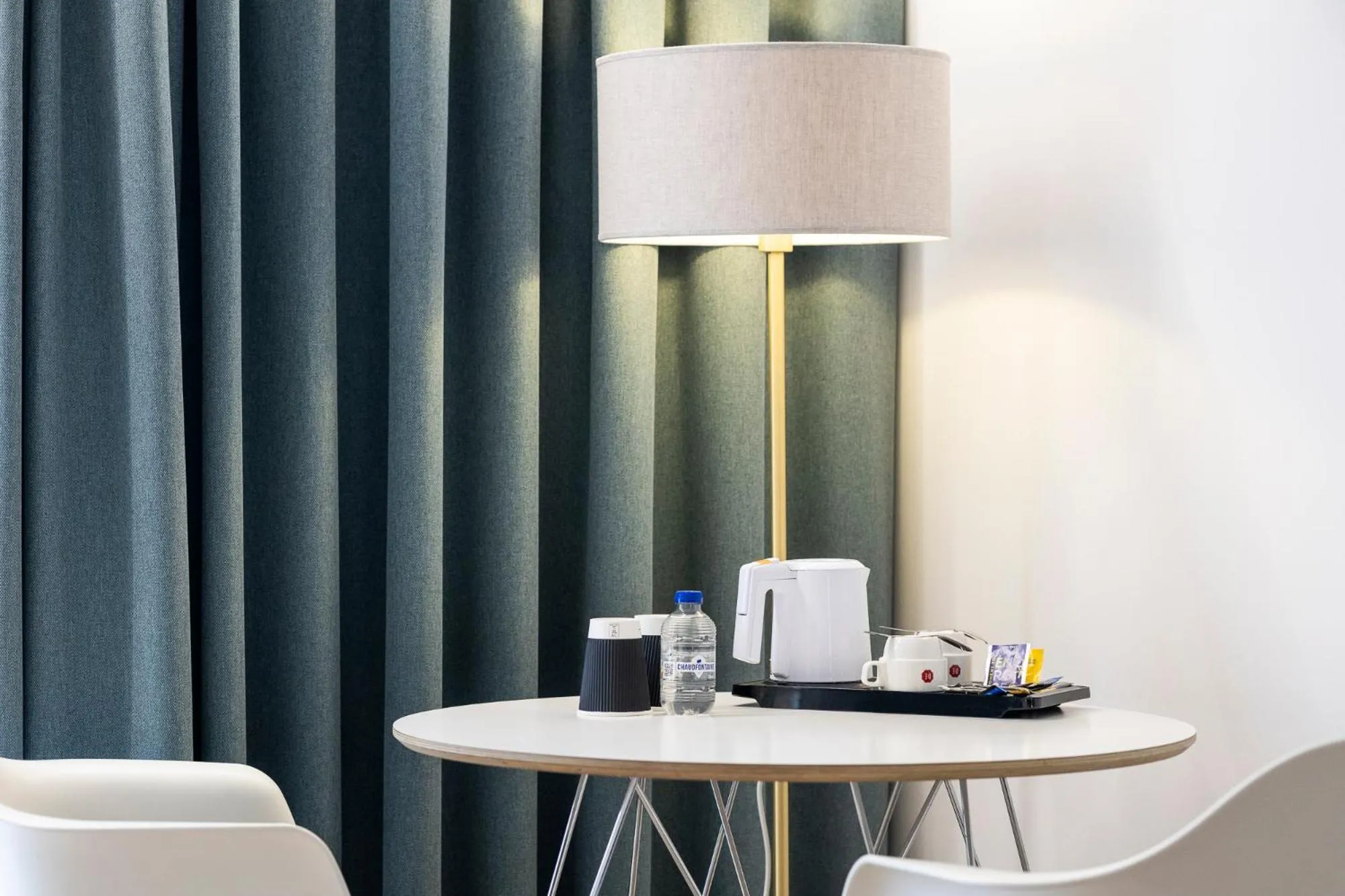 Coffee/tea facilities in Hotel Louise