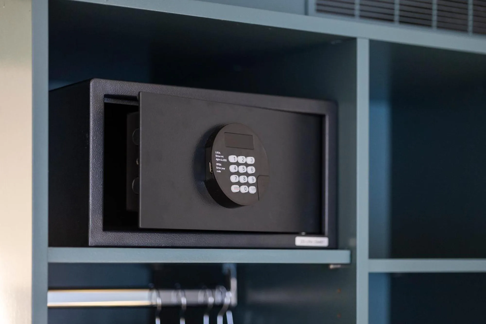 safe in Hotel Louise