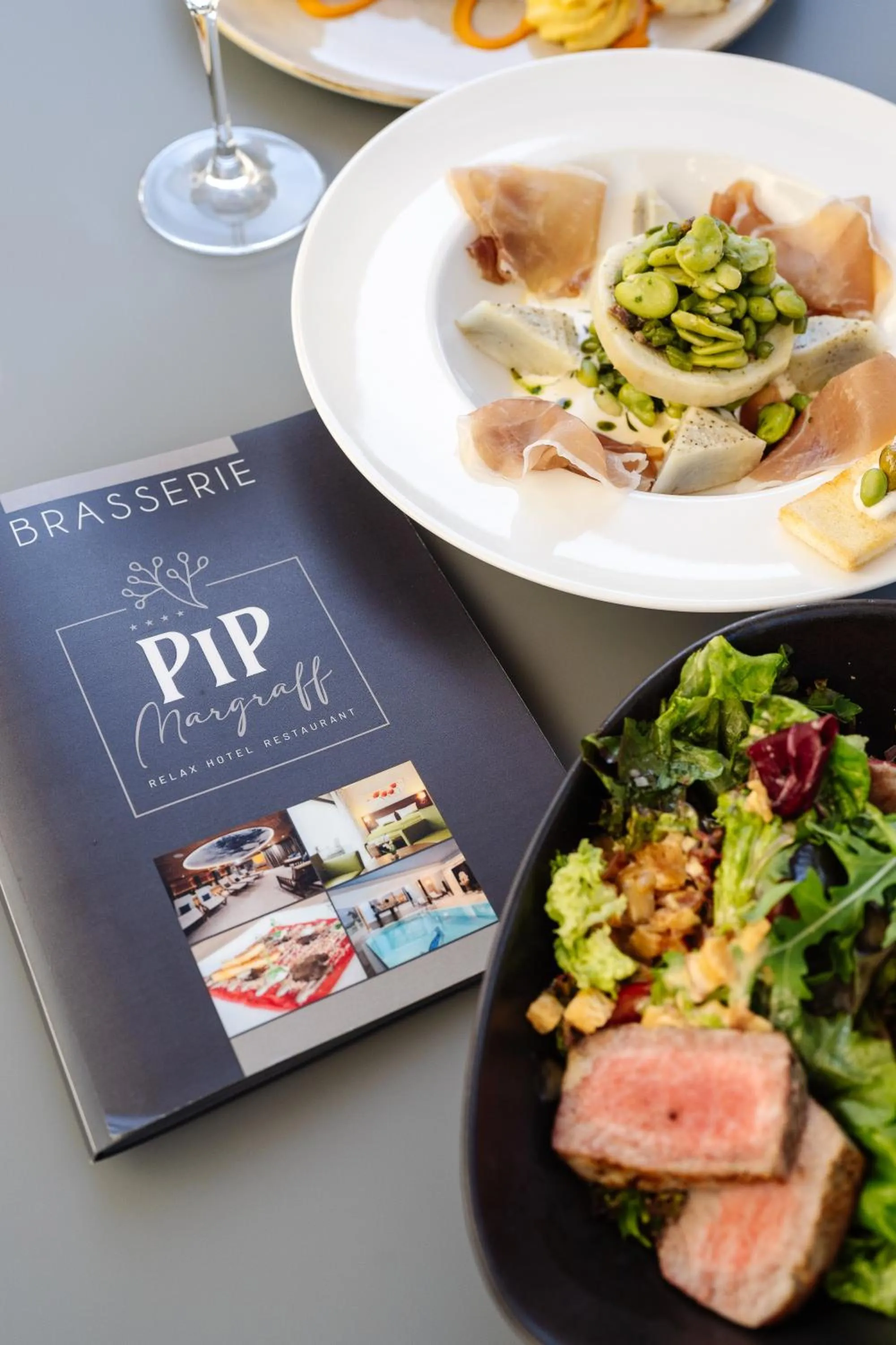 Restaurant/places to eat in Relax-Hotel Pip-Margraff