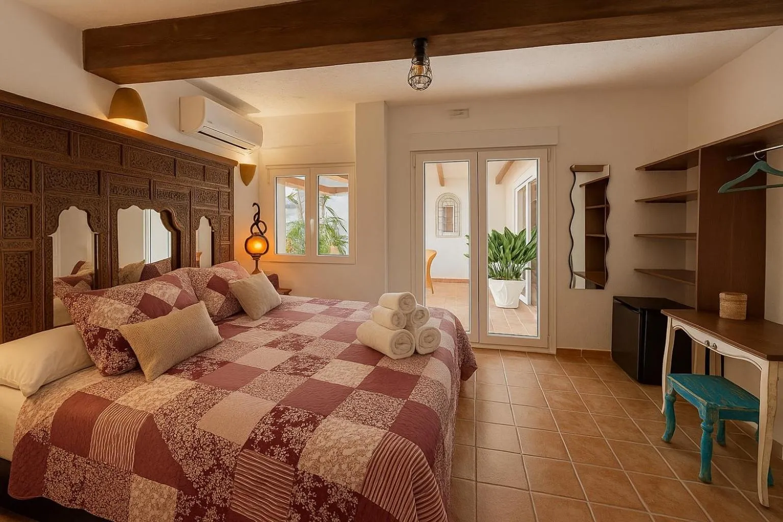 Photo of the whole room, Bed in Hotel Altea Paradise 1917 - Adults Only