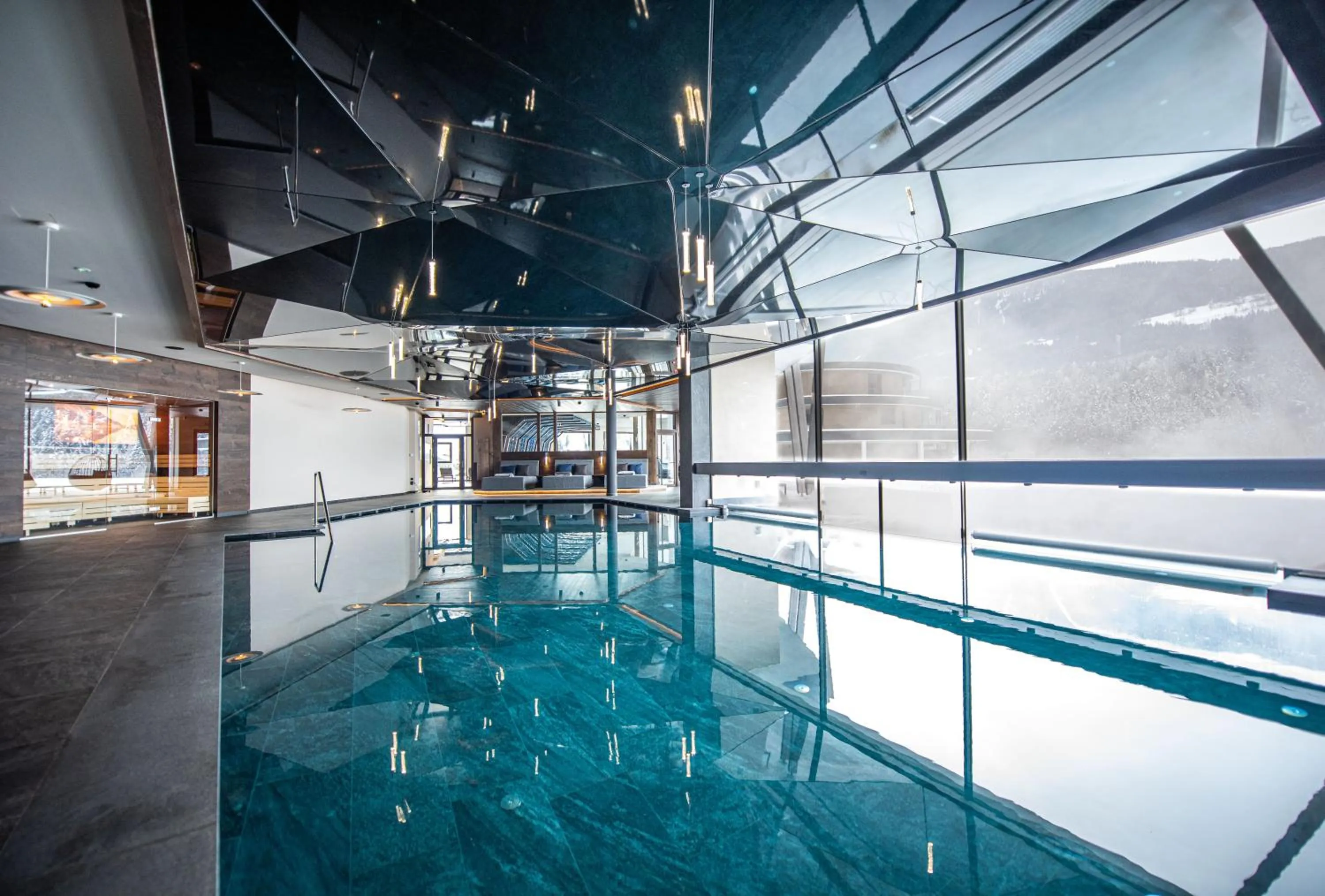 Swimming pool in Leitgam Adults Only Hotel