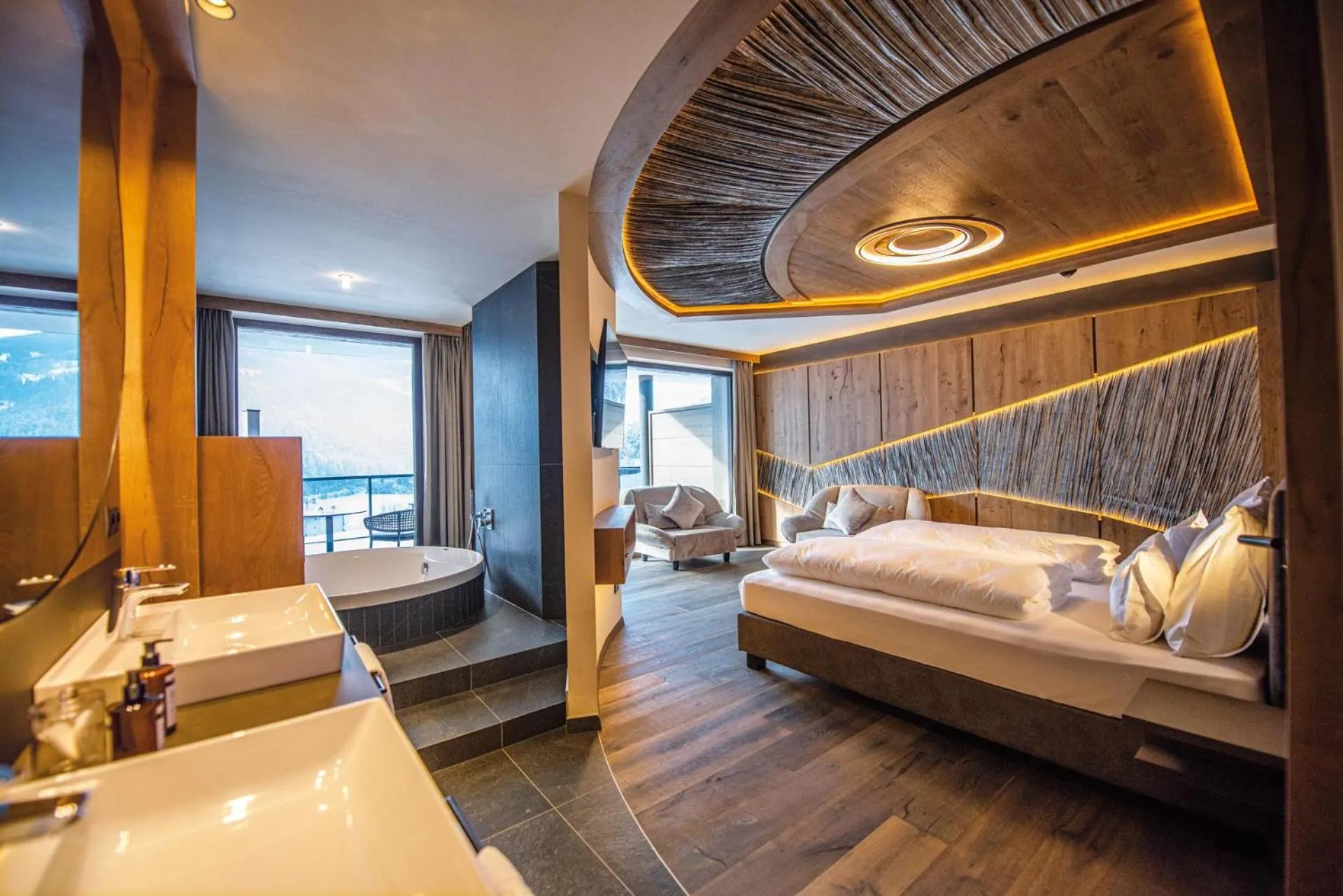 Photo of the whole room, Bed in Leitgam Adults Only Hotel