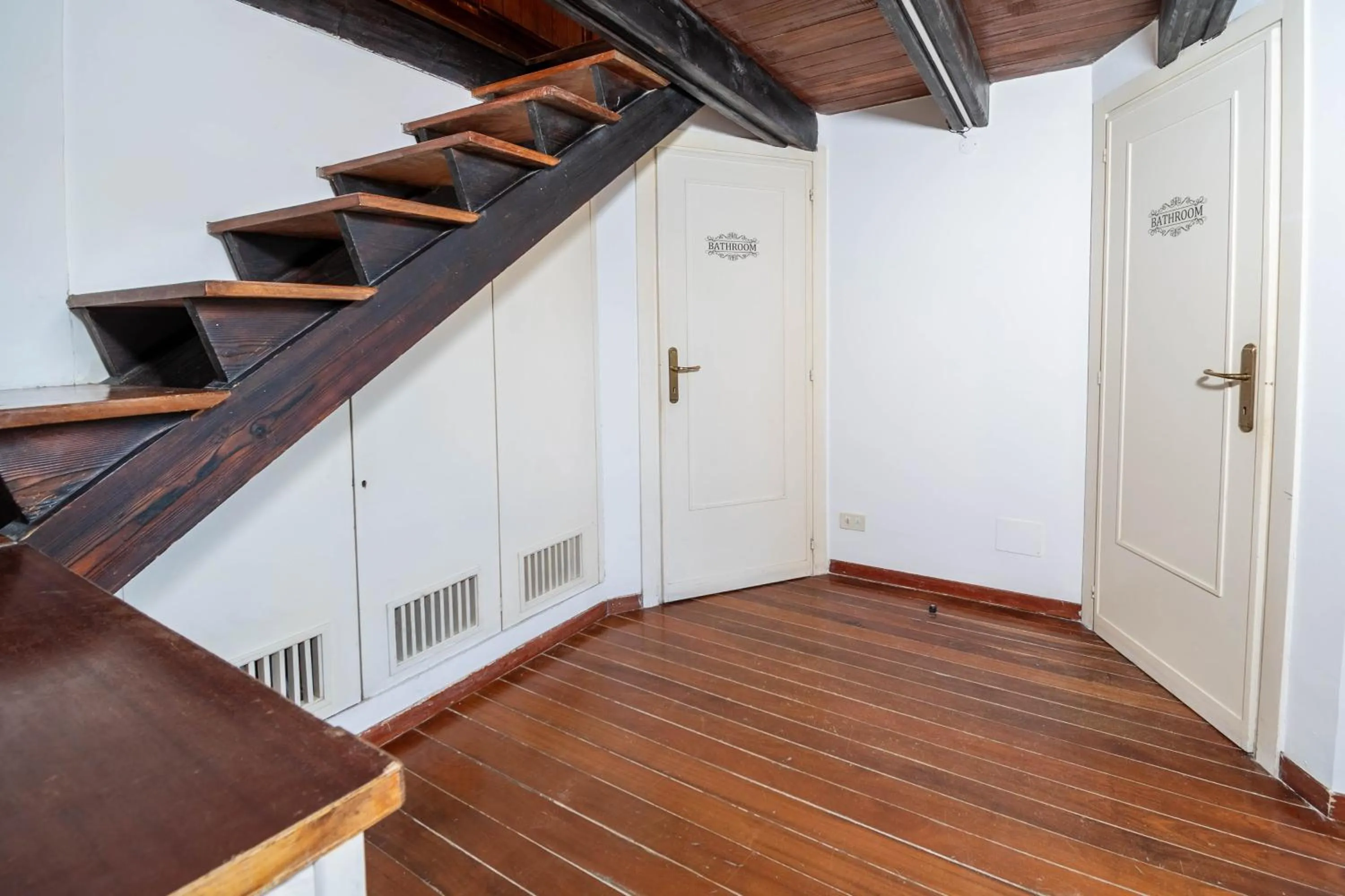 wardrobe in Casa Trasteverina