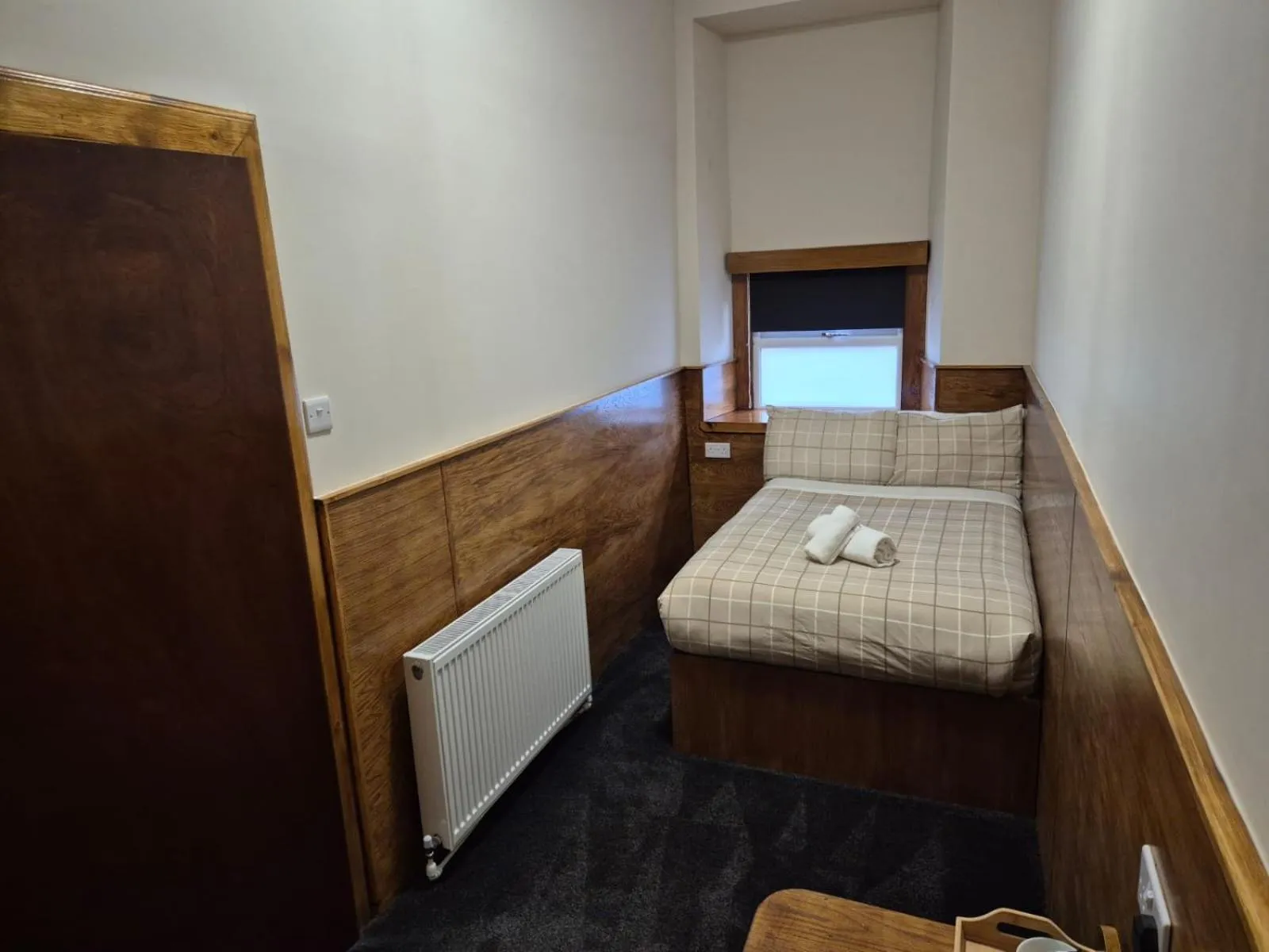 Bed in Douglas Hotel