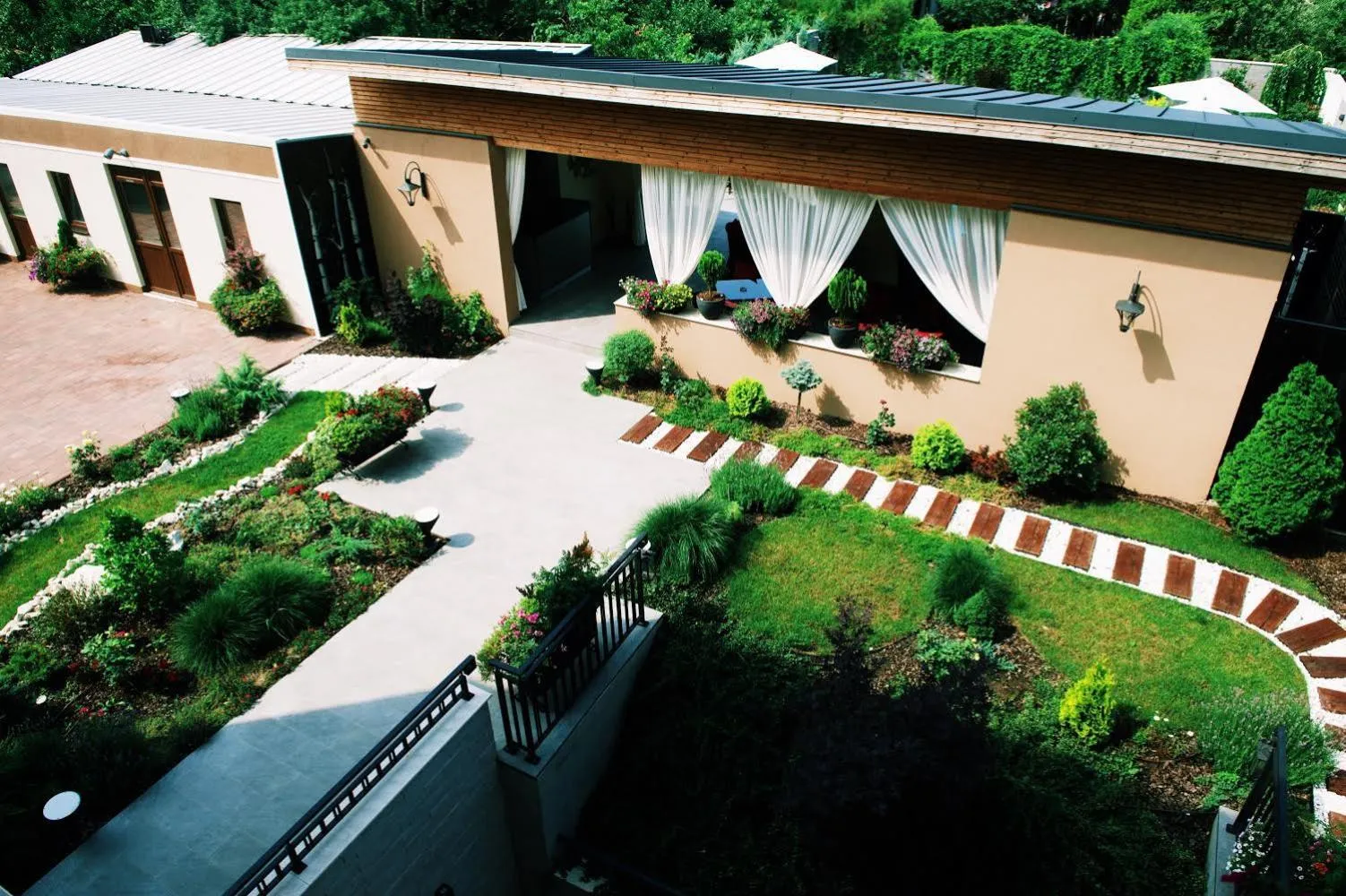 Patio in Nora Prestige