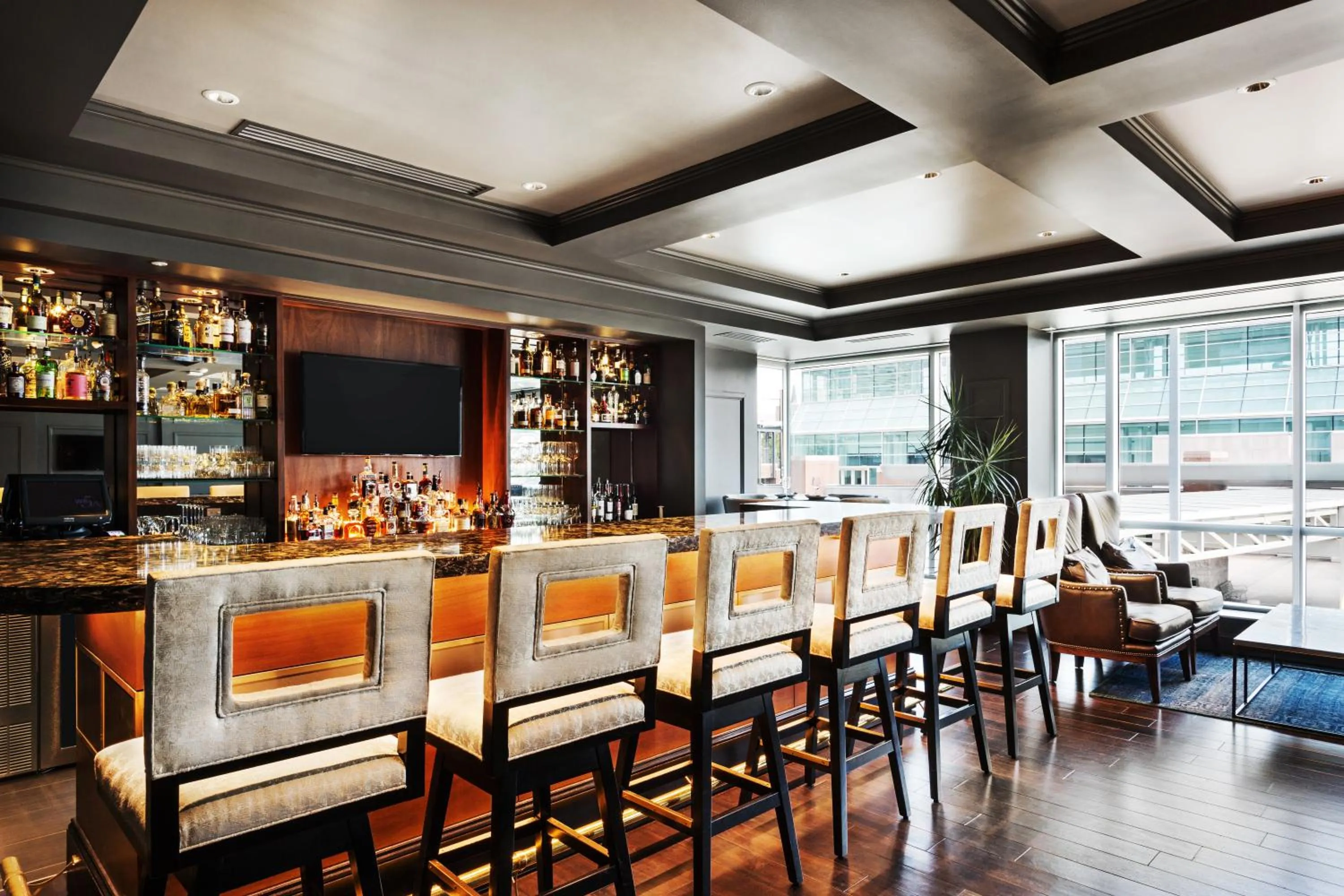 Restaurant/places to eat in The TENNESSEAN Hotel