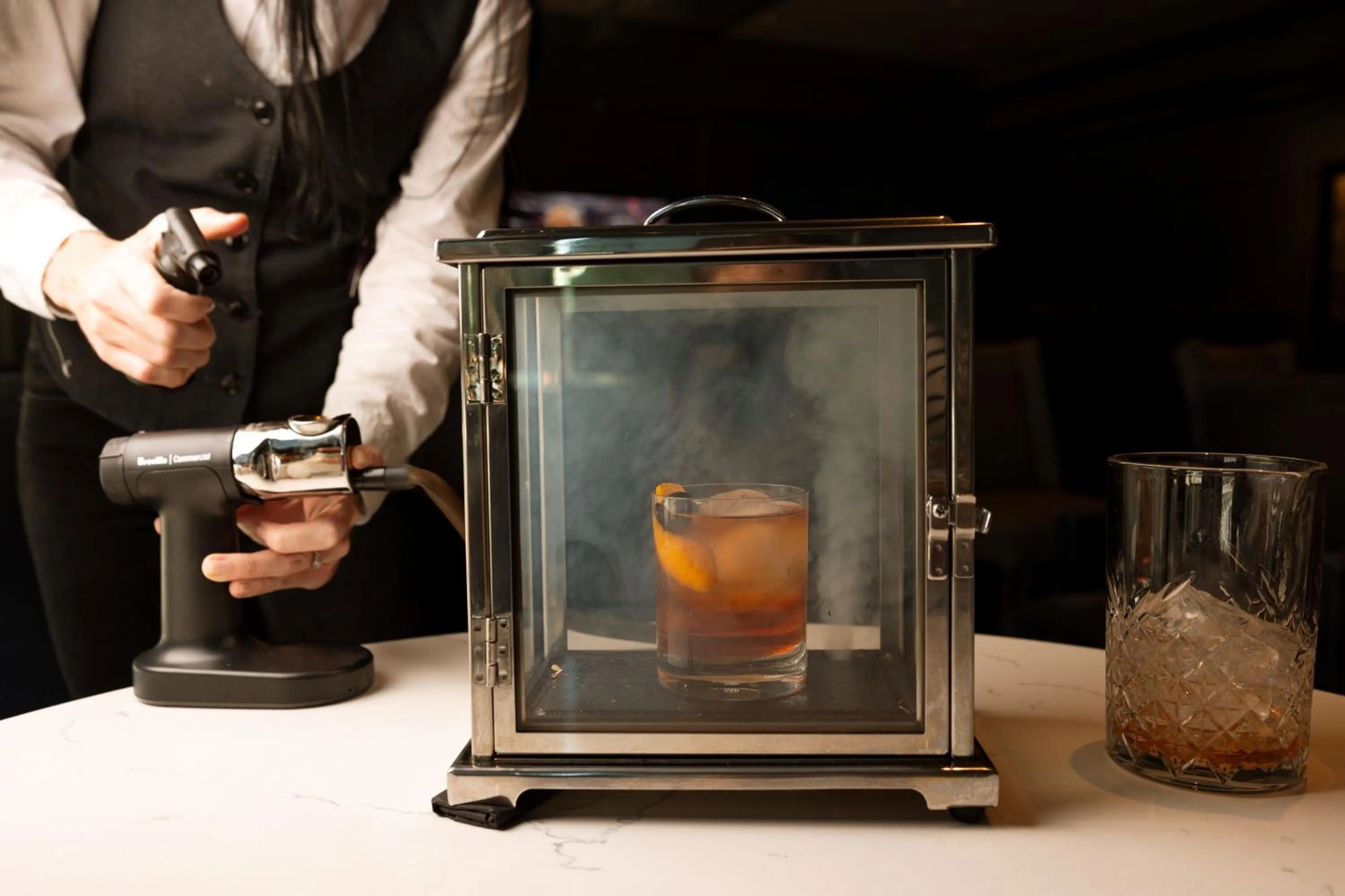 Lounge or bar in The TENNESSEAN Hotel