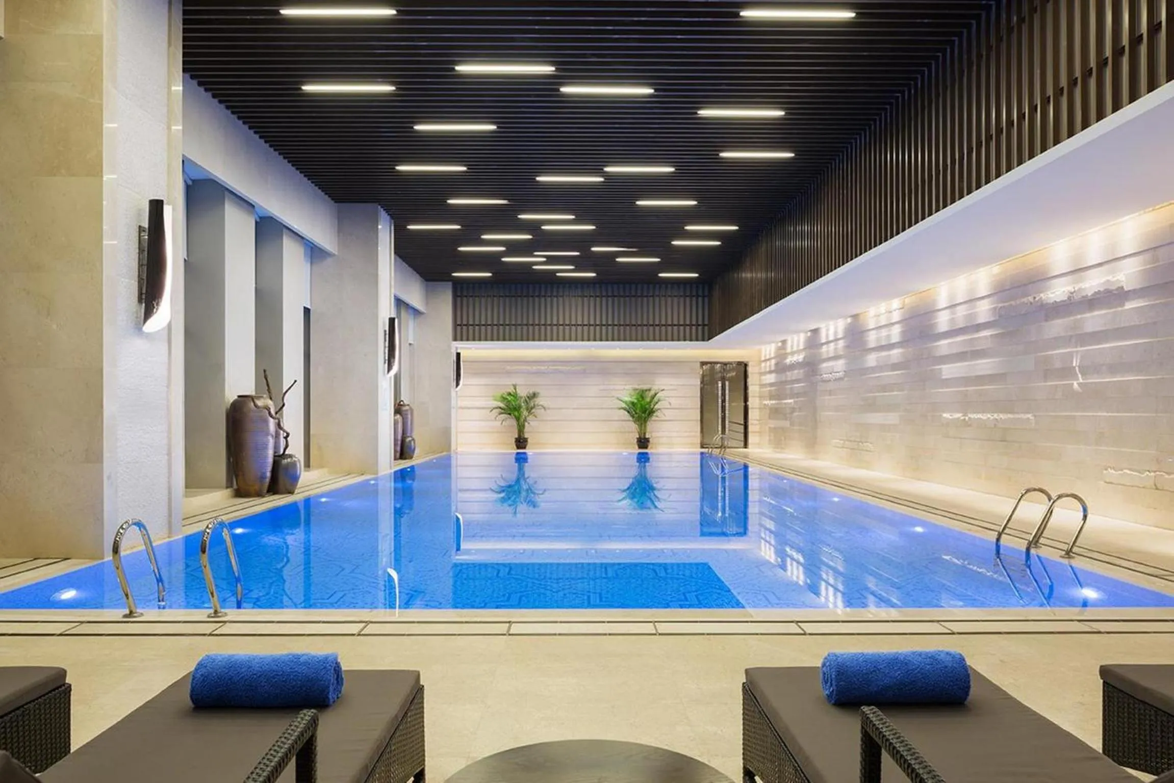 Swimming pool in Wanda Realm Jinhua