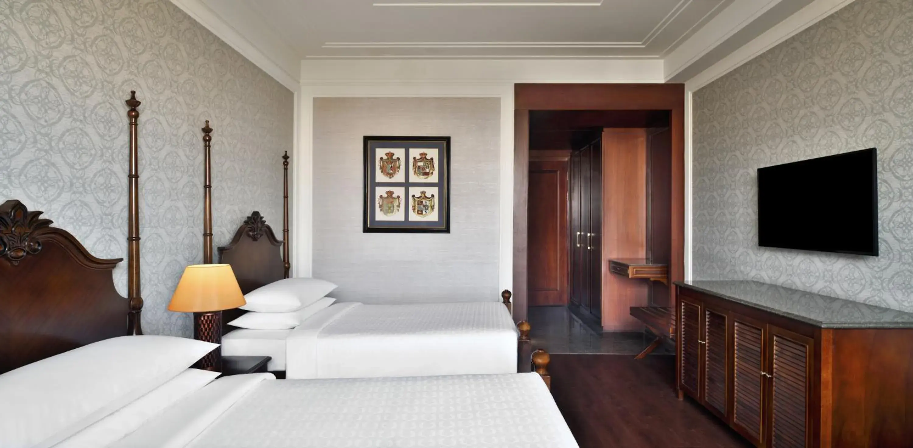 Executive level, Guest room, Garden view,Club Lounge Access,Complimentary Cocktails/ Non Alcoholic beverages, Sat,Sun -1800-2000 hours, Legal dry days excluded - single occupancy in Sheraton Grand Palace Indore Executive level, Guest room, Garden view,Club Lounge Access,Complimentary Cocktails/ Non Alcoholic beverages, Sat,Sun -1800-2000 hours, Legal dry days excluded - single occupancy in Sheraton Grand Palace Indore