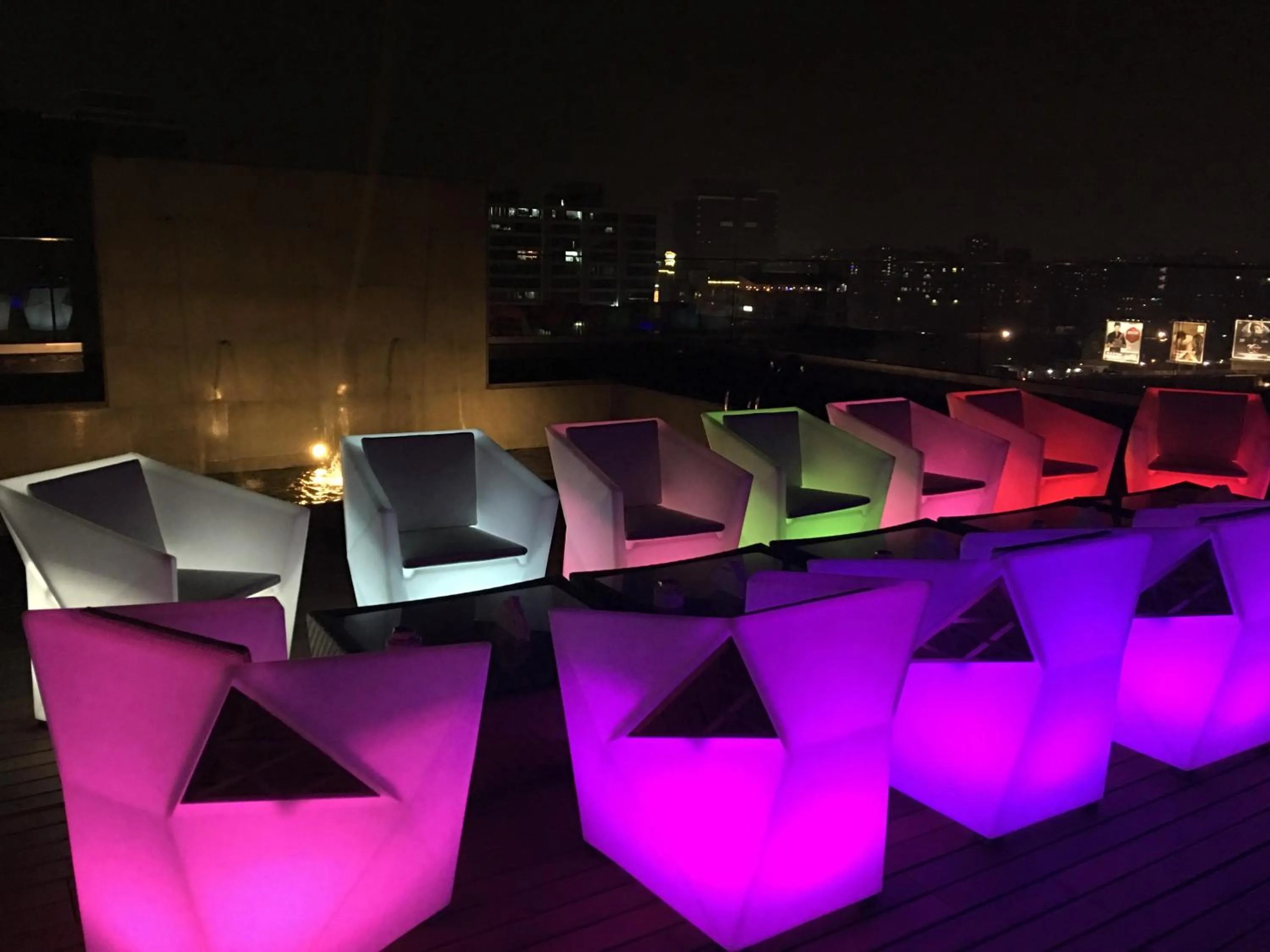 Night in The Empresa Hotel