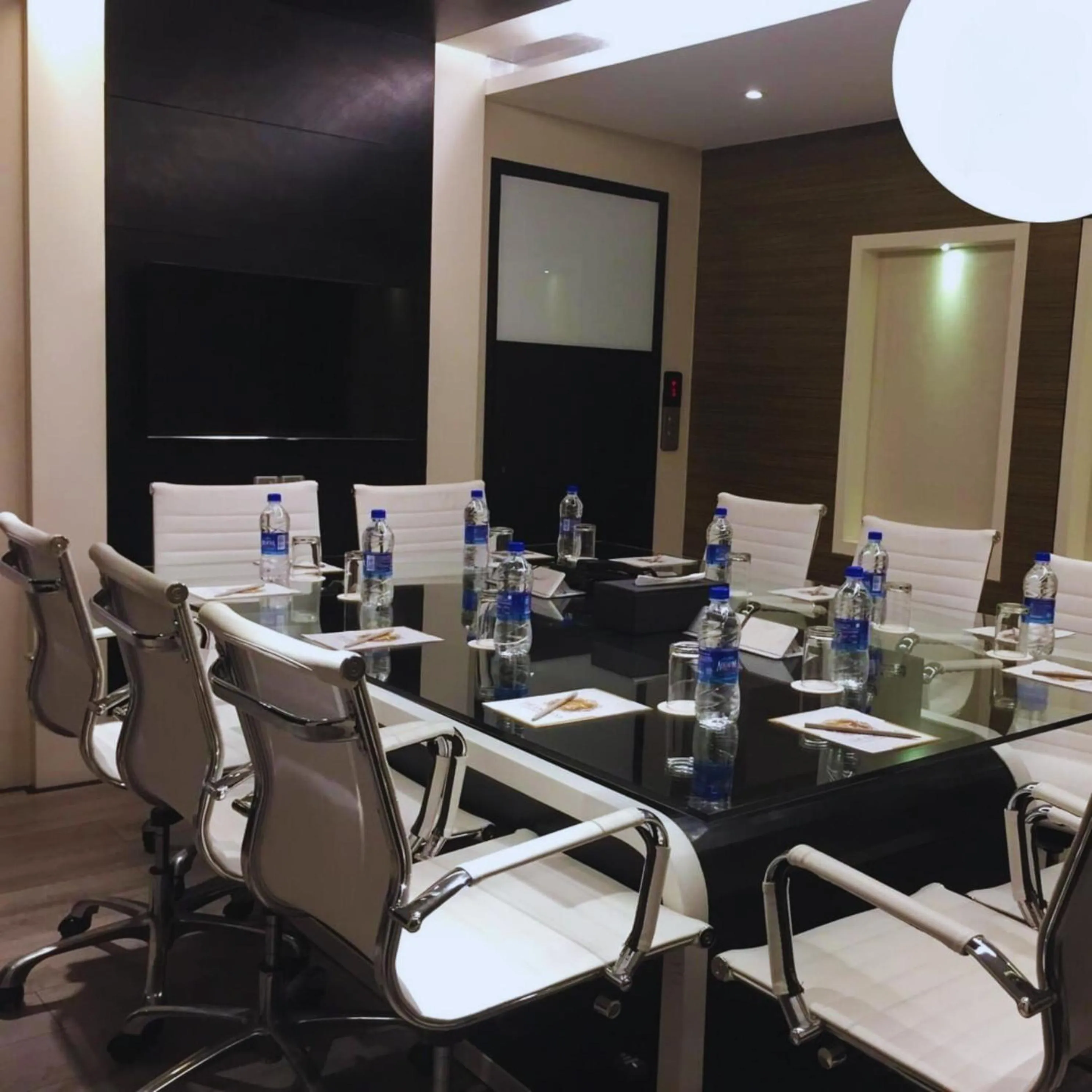 Meeting/conference room in The Empresa Hotel