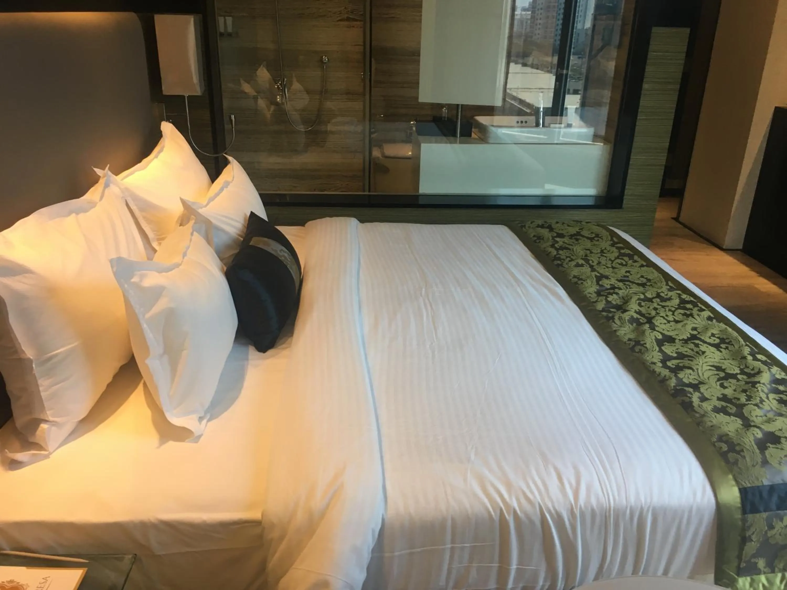 Bedroom, Bed in The Empresa Hotel