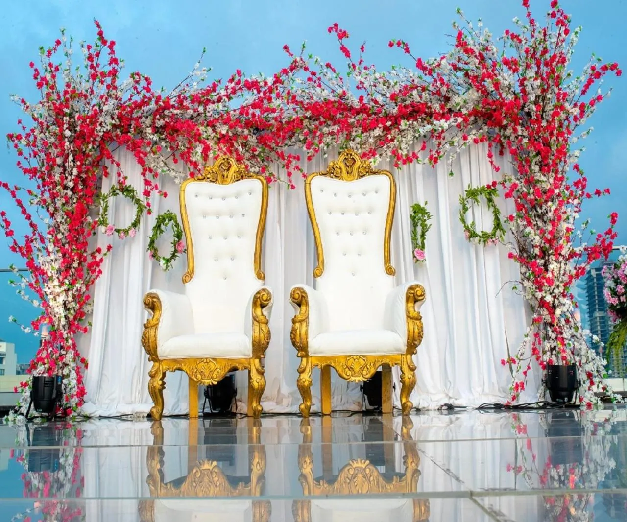 Restaurant/places to eat in The Empresa Hotel