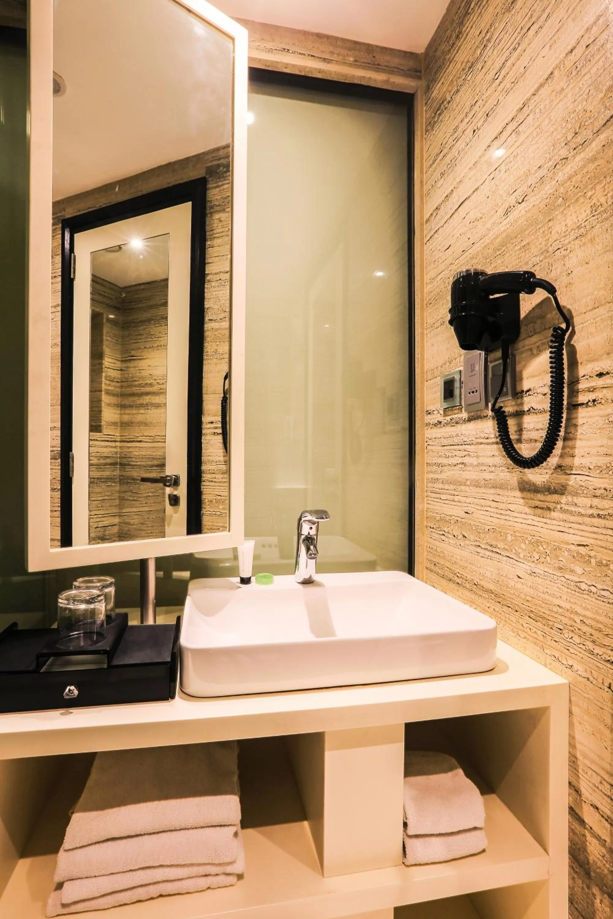 Bathroom in The Empresa Hotel