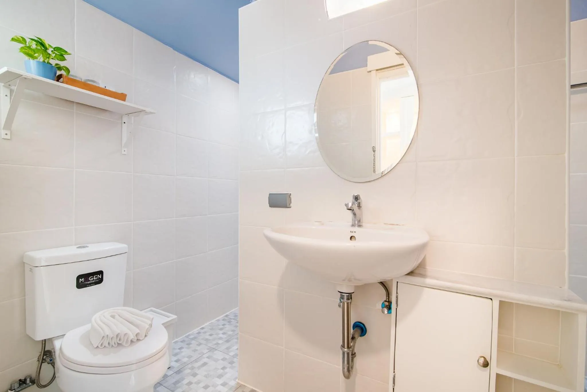 Bathroom in Baan KangMung Hua Hin On The Beach